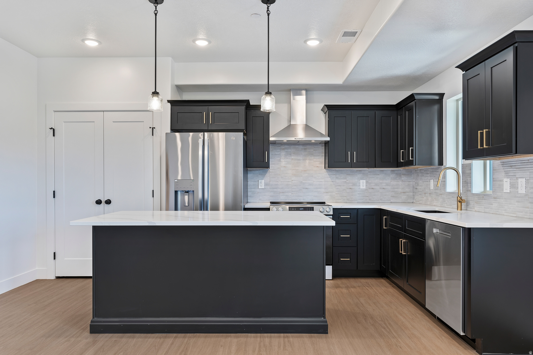 PEAKS TOWNHOMES - Residential