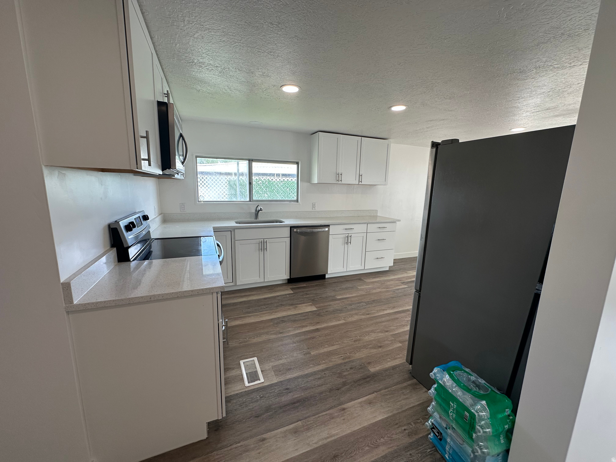 MONTE VISTA - Residential