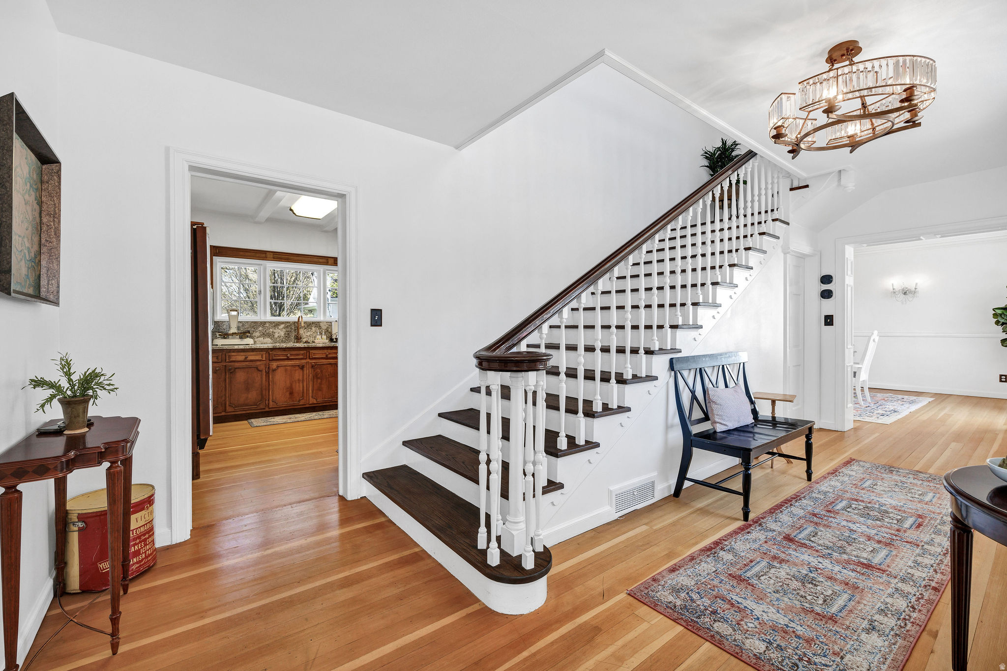 TEMPLE VIEW - Residential
