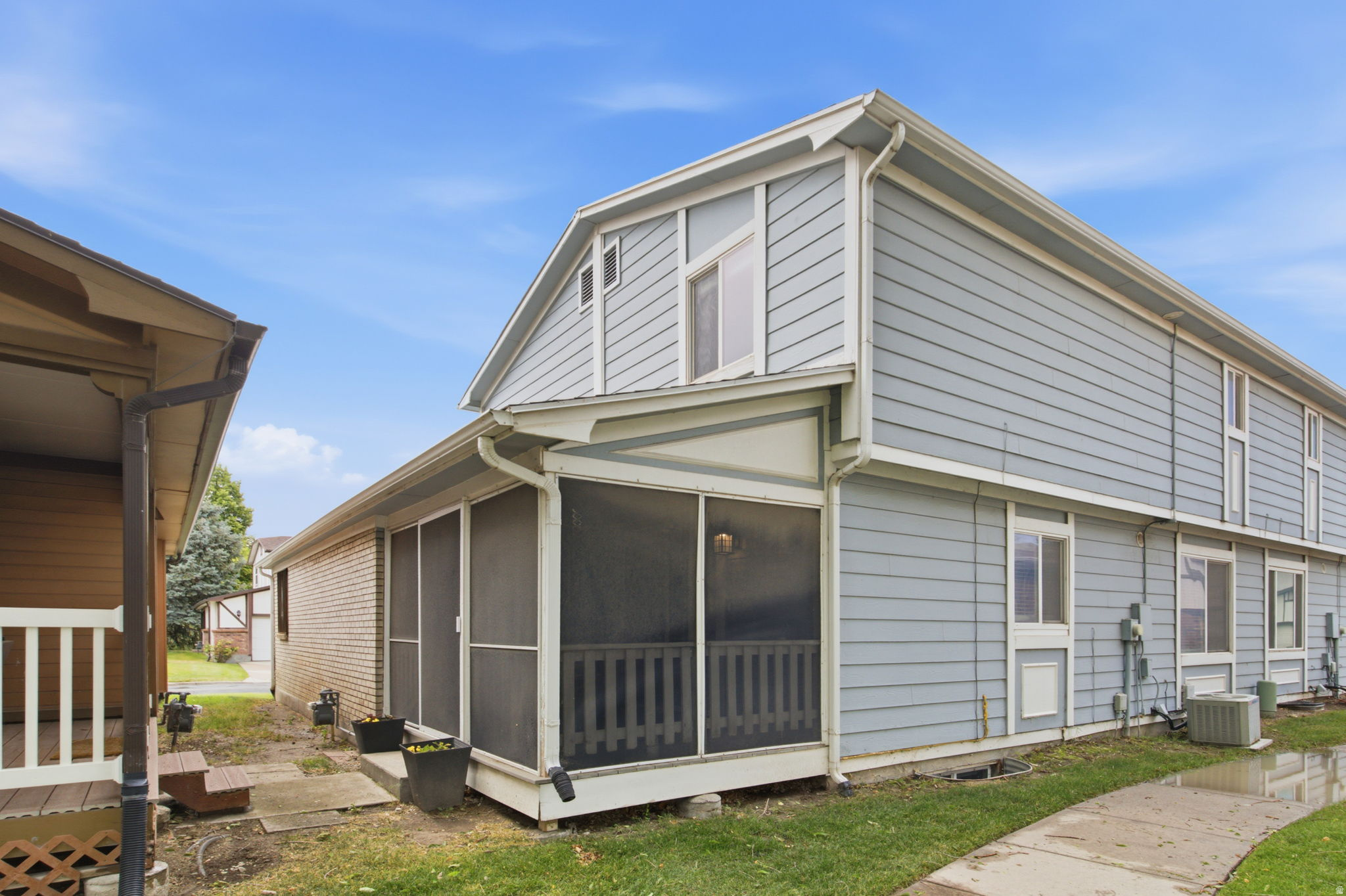BARRINGTON PARK - Residential