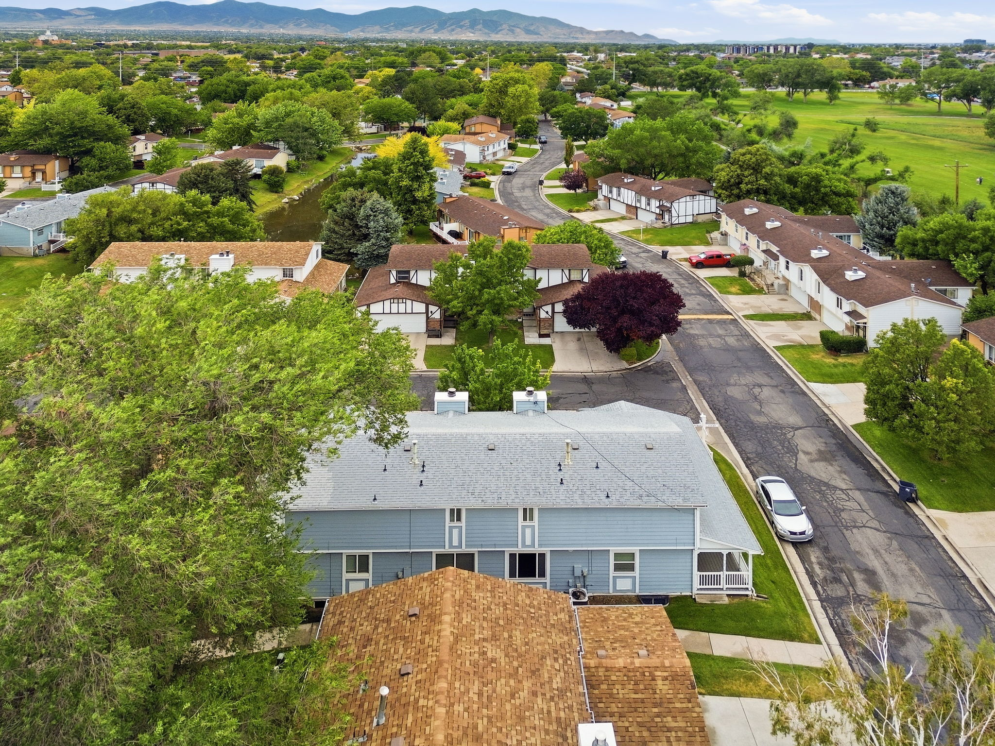 BARRINGTON PARK - Residential