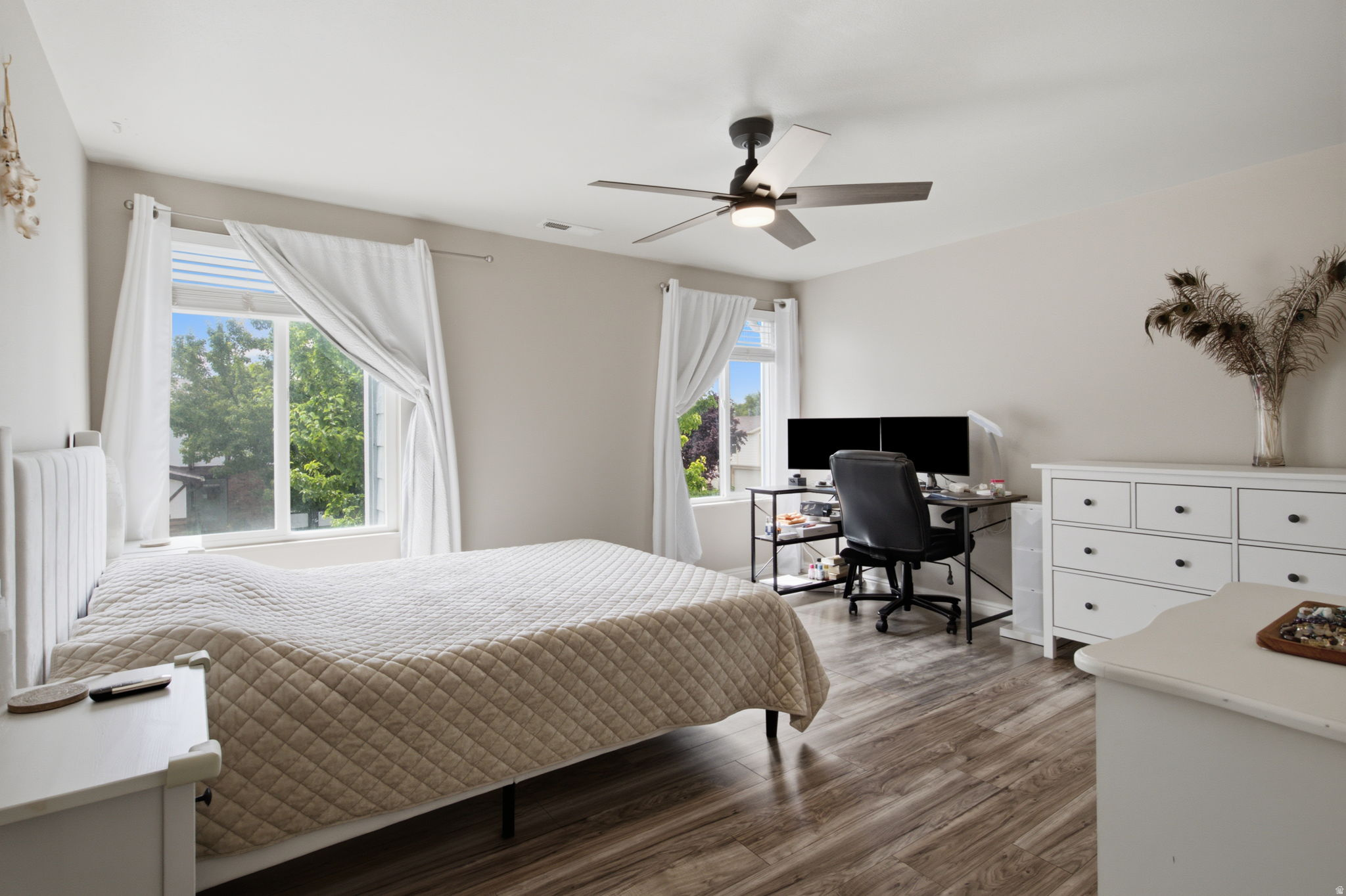 BARRINGTON PARK - Residential