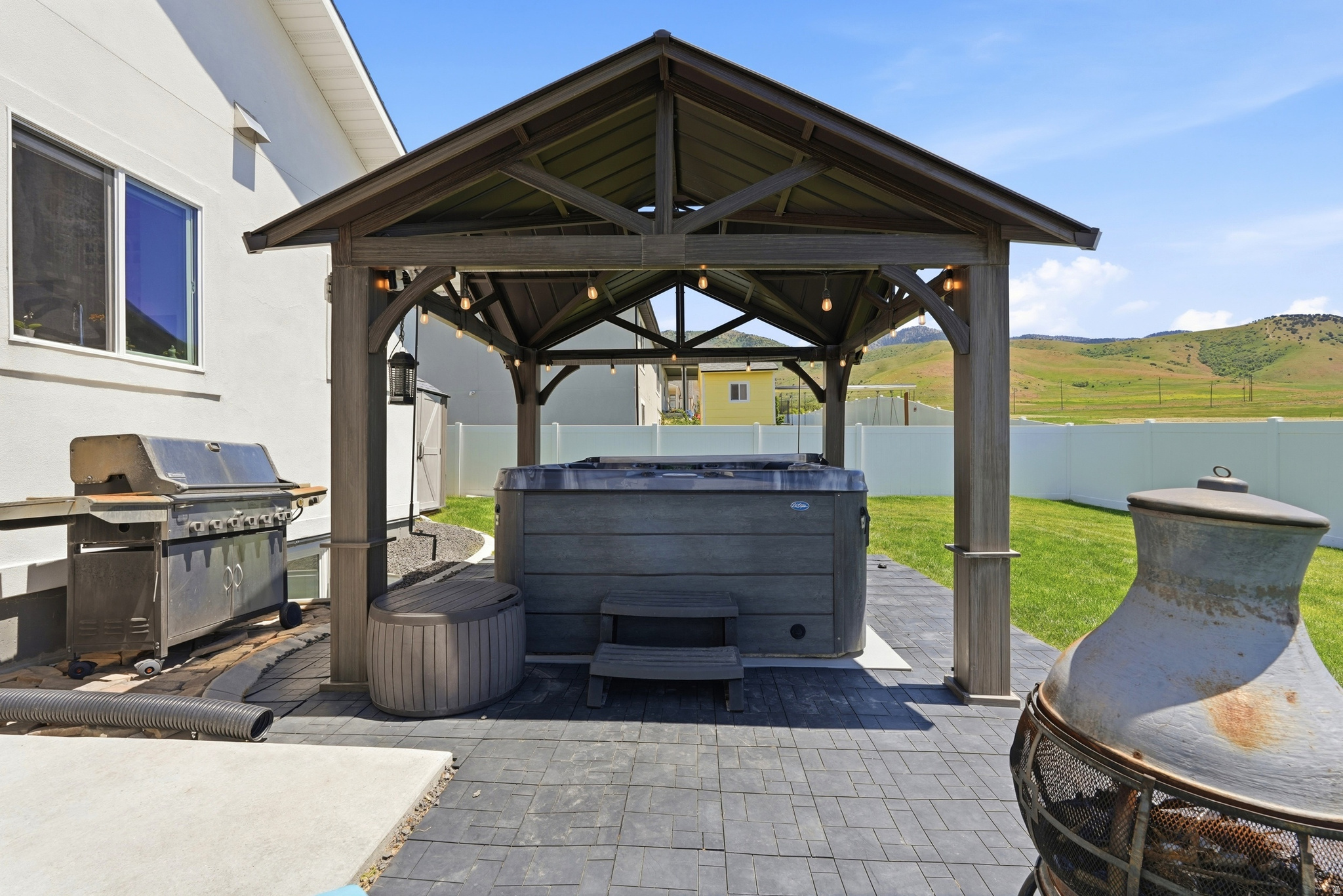 VISTAS AT DRY CANYON - Residential