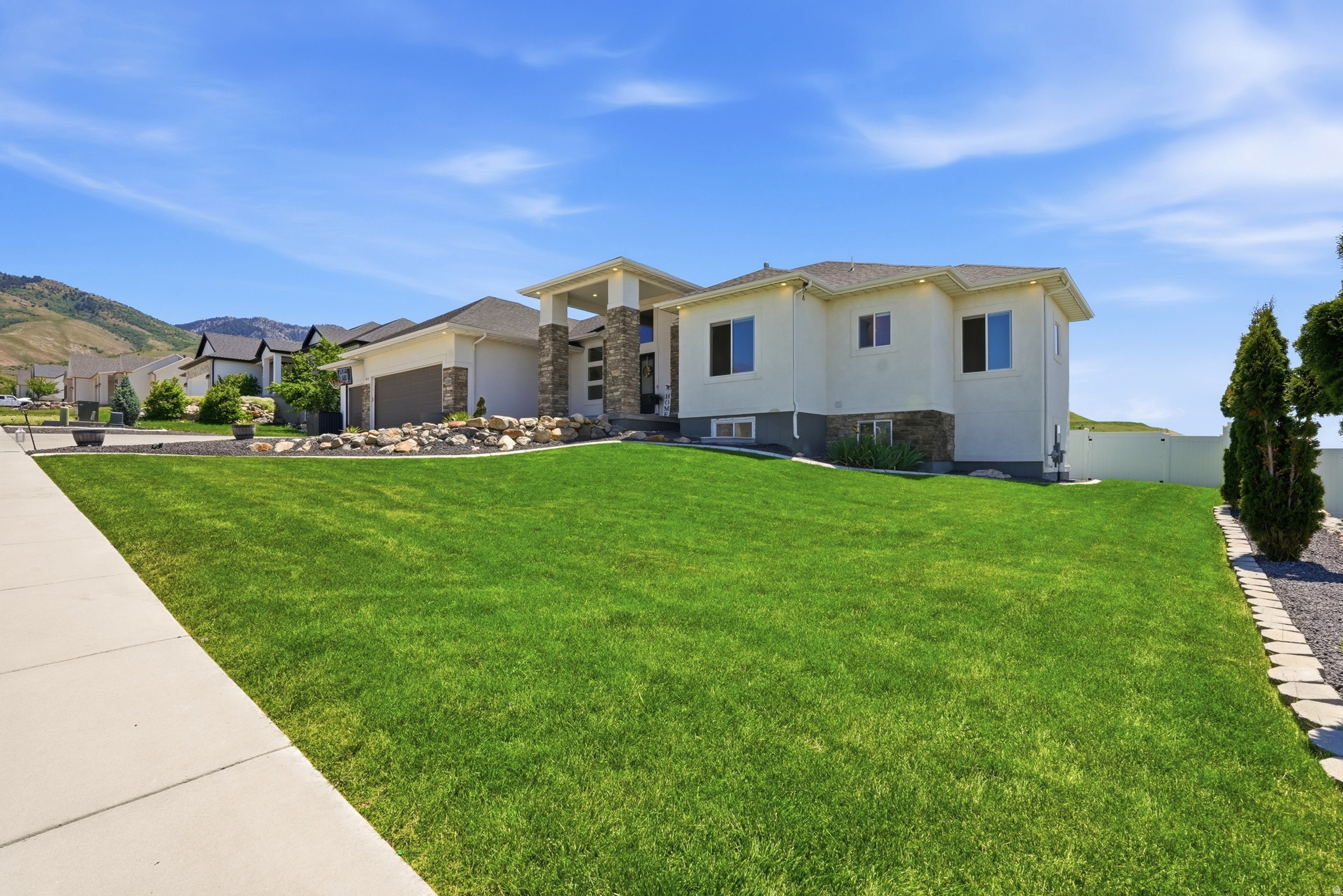 VISTAS AT DRY CANYON - Residential