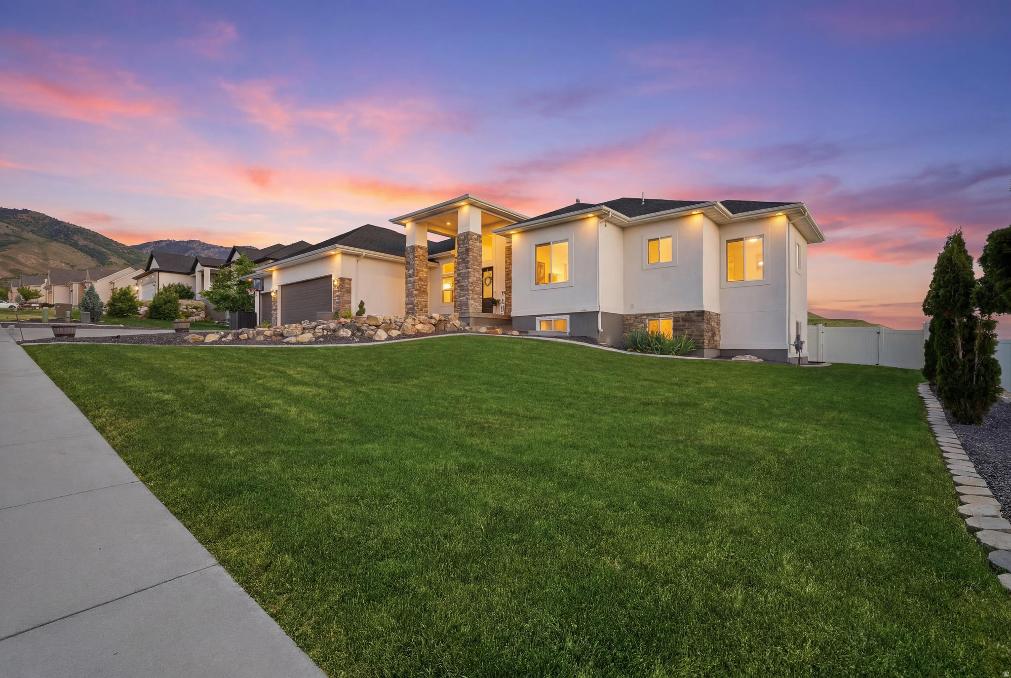 VISTAS AT DRY CANYON - Residential