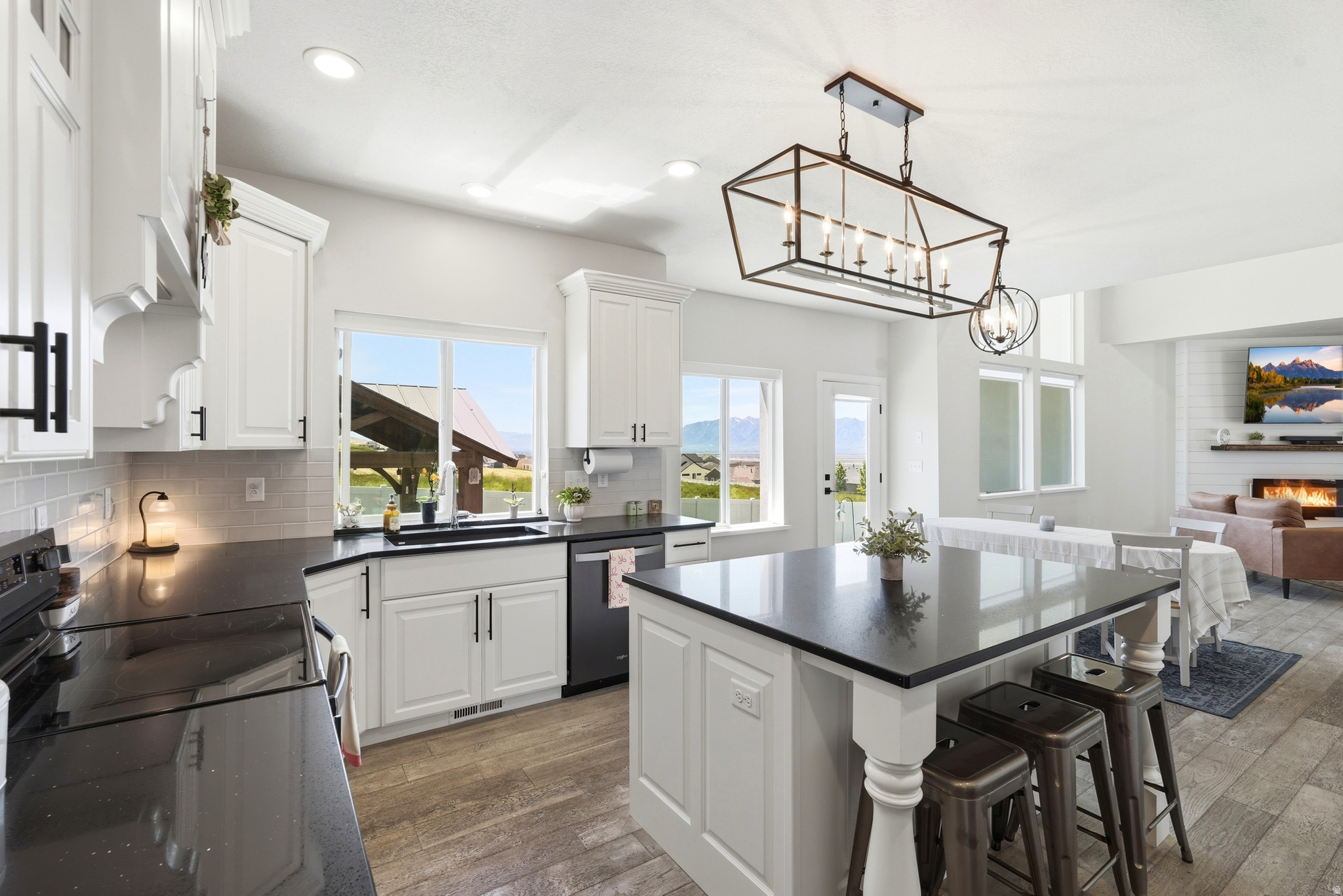 VISTAS AT DRY CANYON - Residential