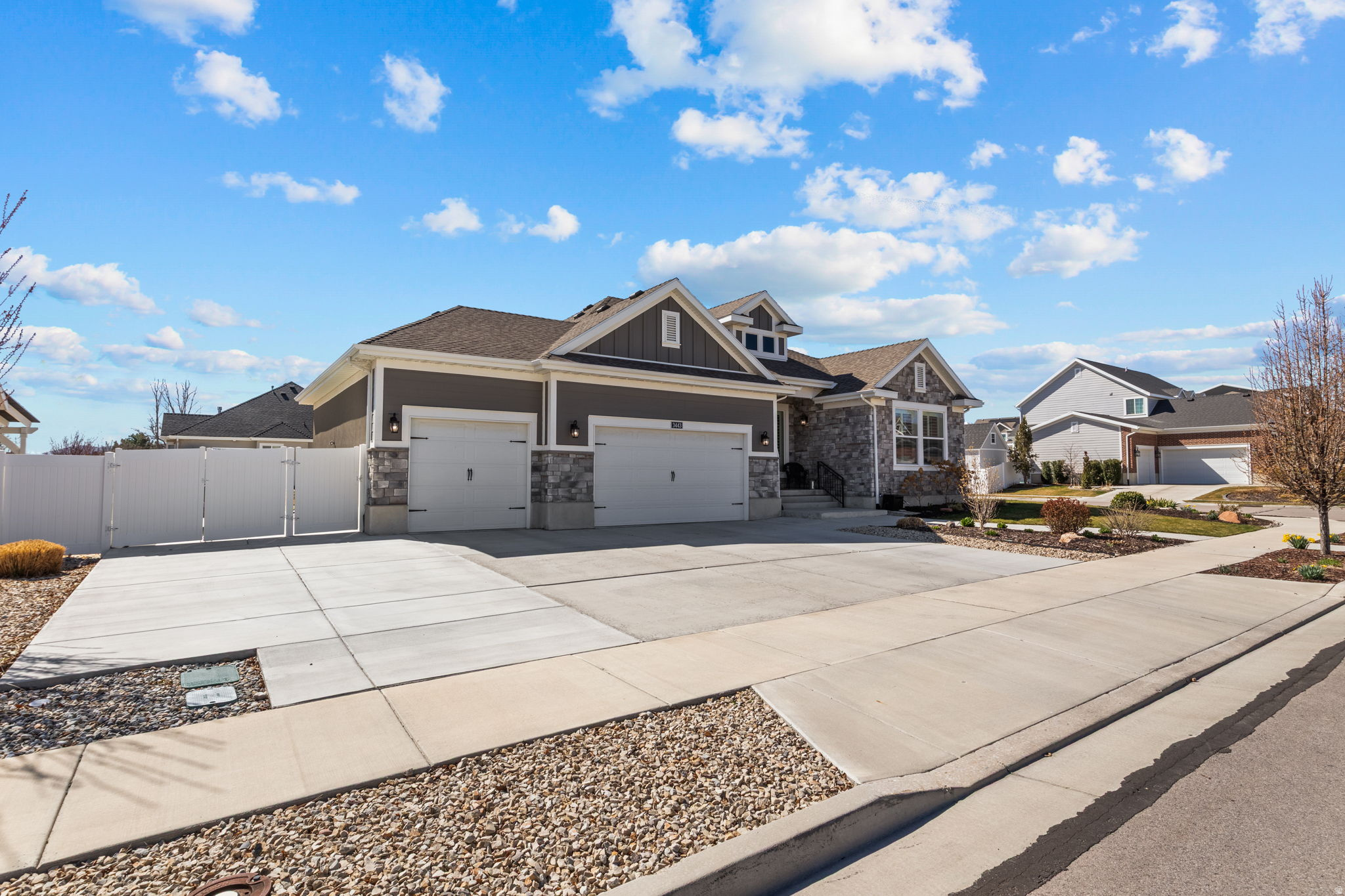 AUTUMNWOOD ESTATES - Residential