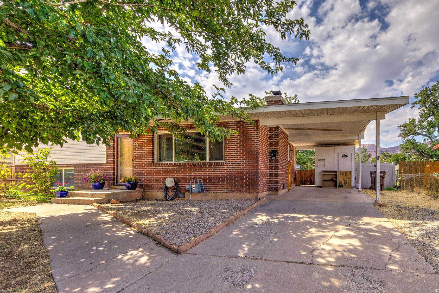 TAYLOR - Residential