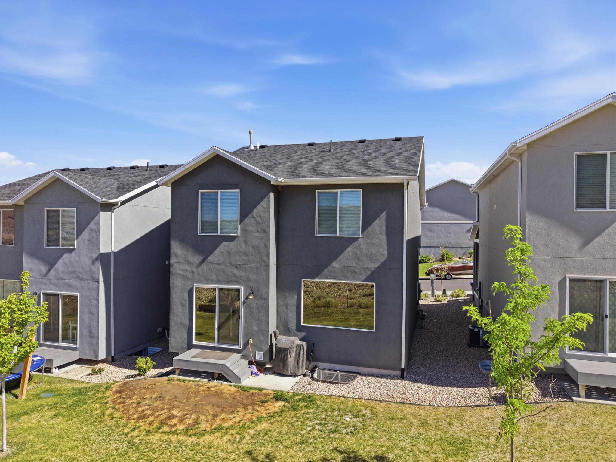 FOOTHILL VILLAGE - Residential