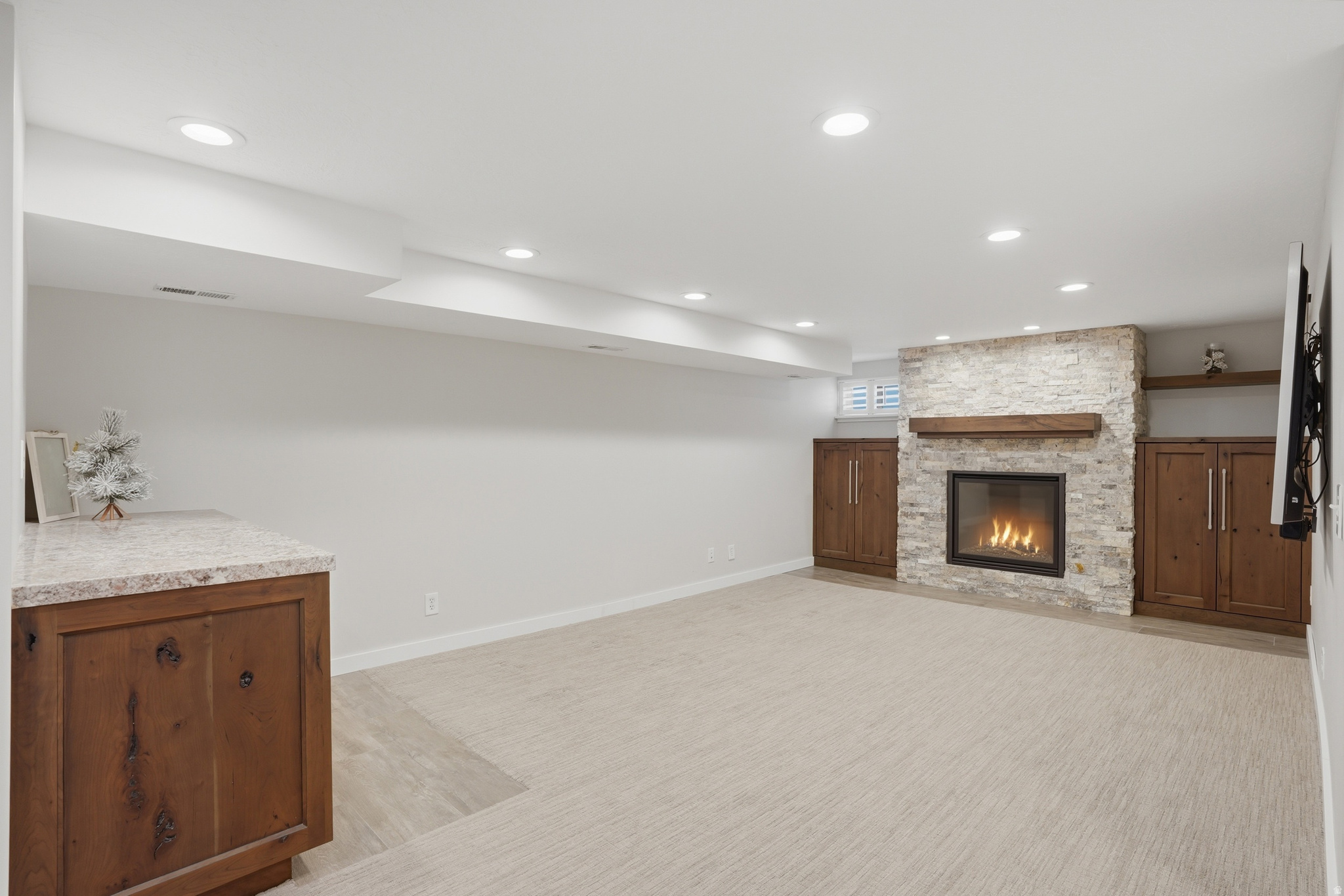 FULLER GARDENS - Residential