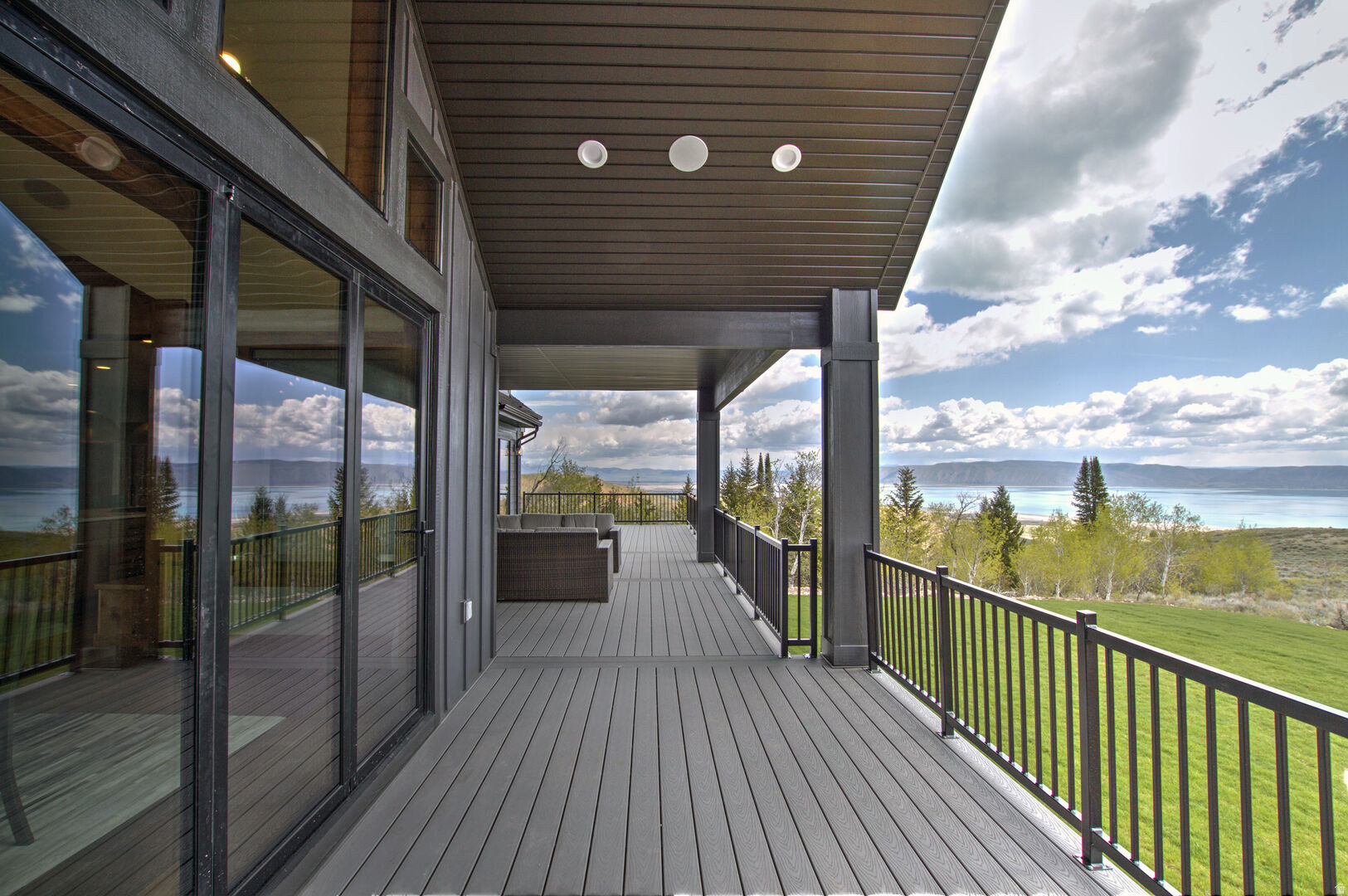 RESERVE SUMMIT LOT 10 - Residential