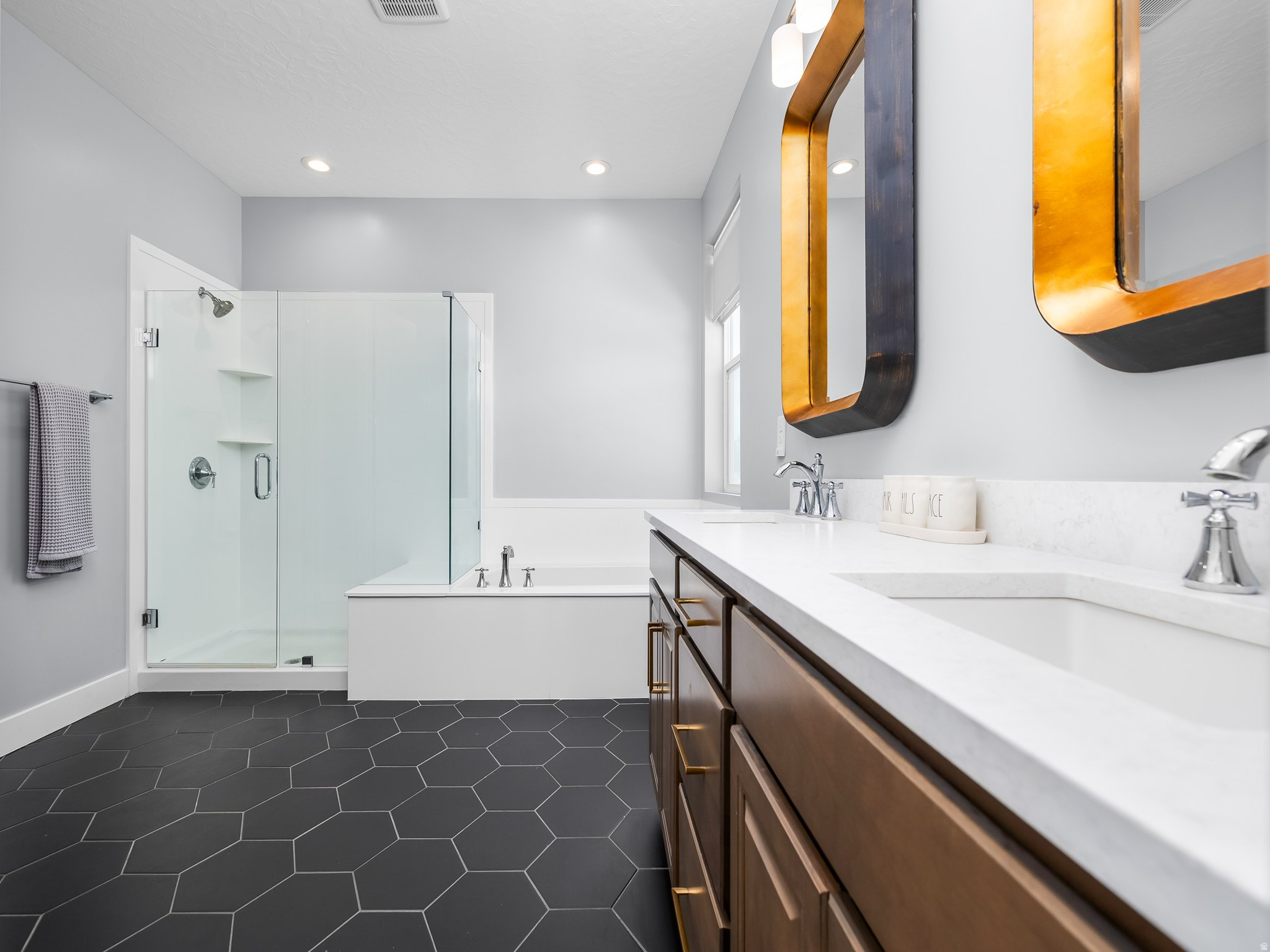 HARVEST PARK - Residential