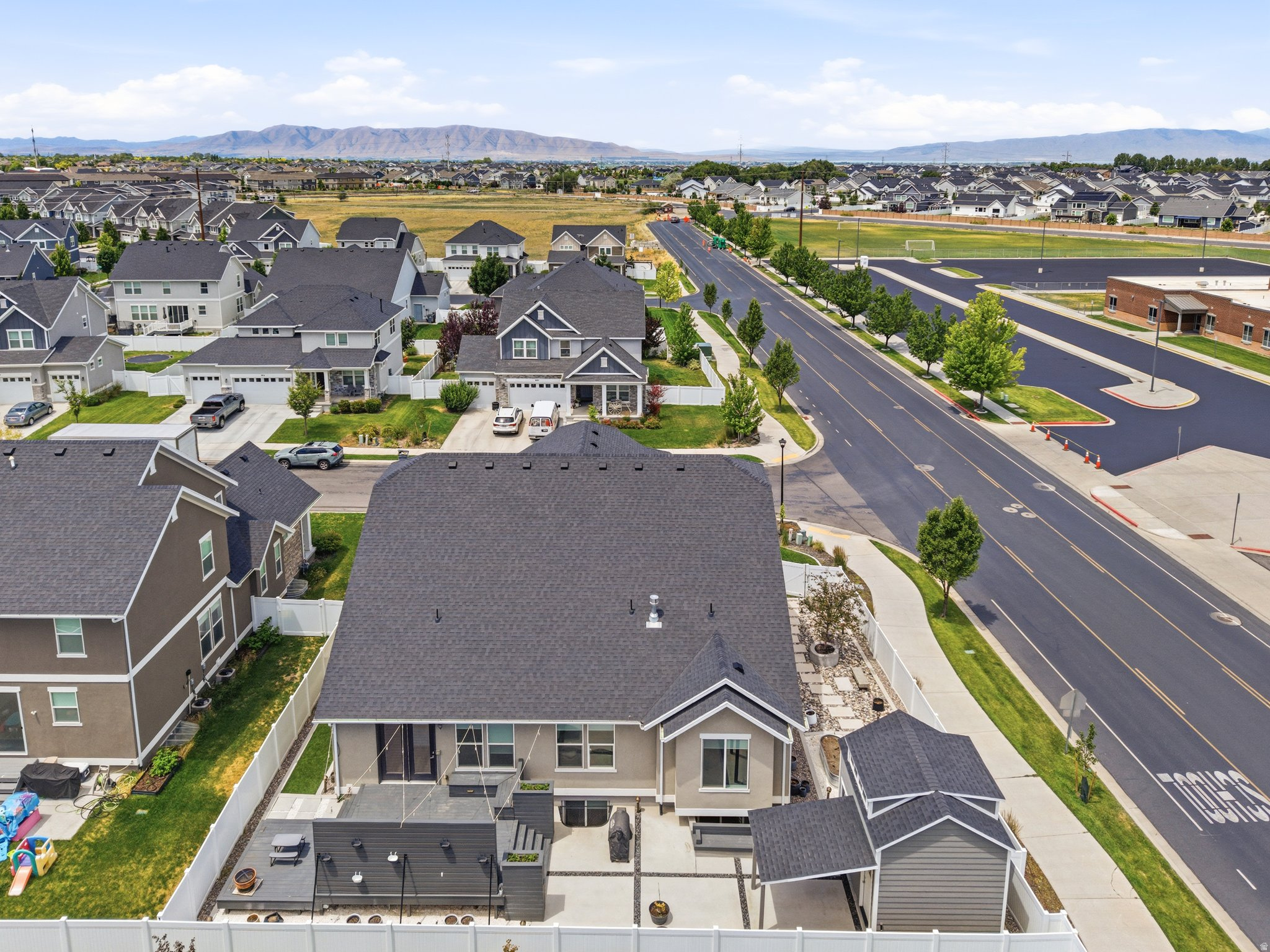 HARVEST PARK - Residential