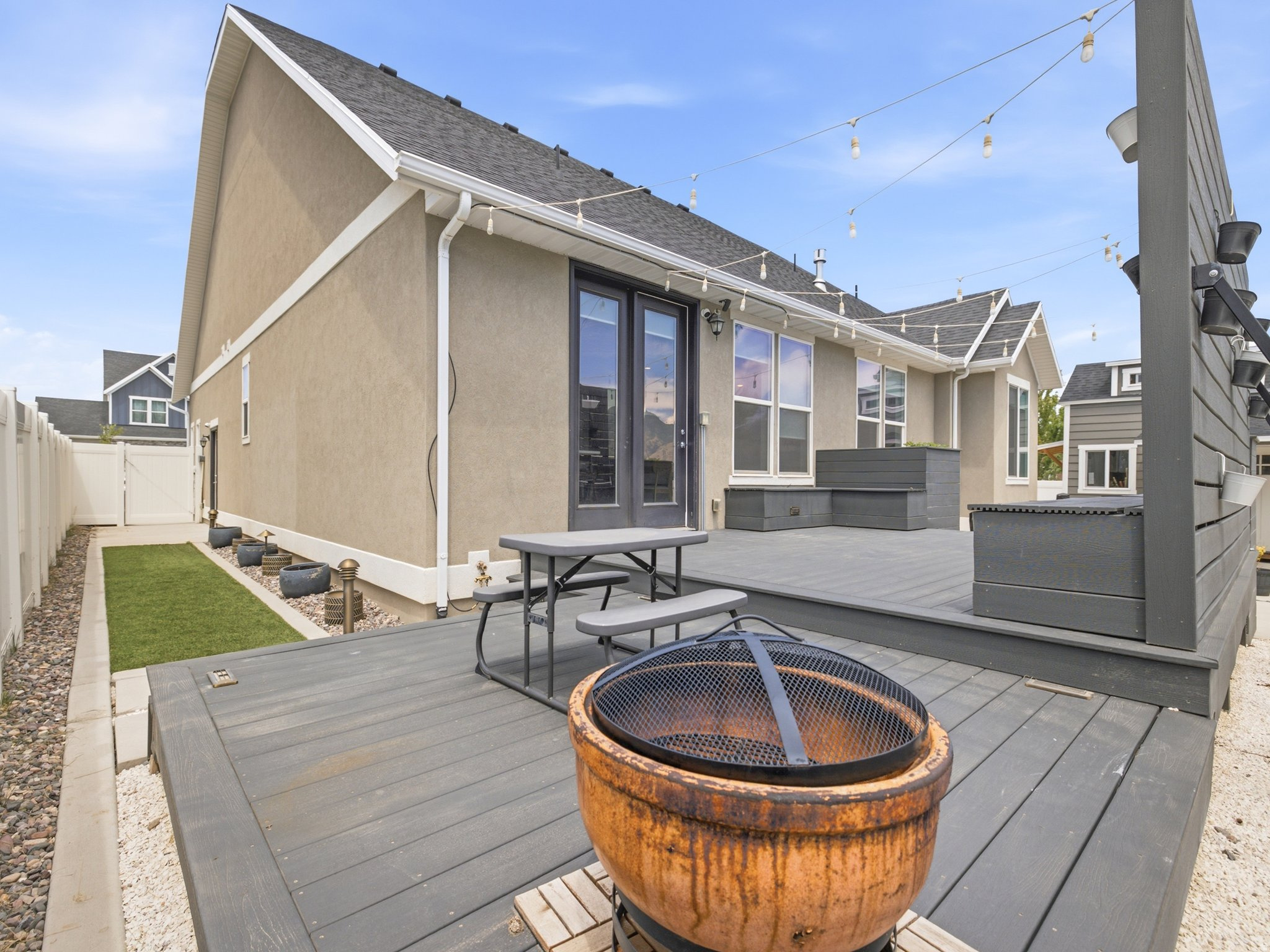 HARVEST PARK - Residential