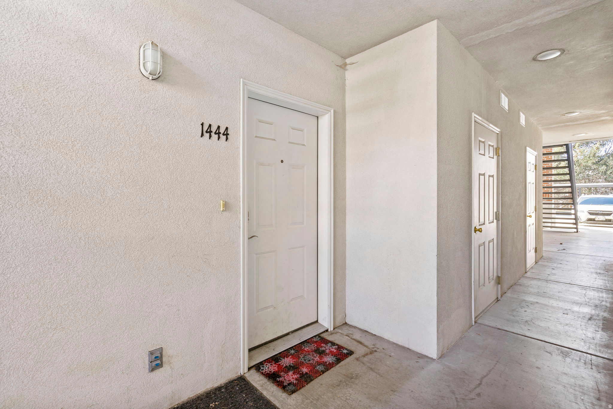 LAKERIDGE - Residential