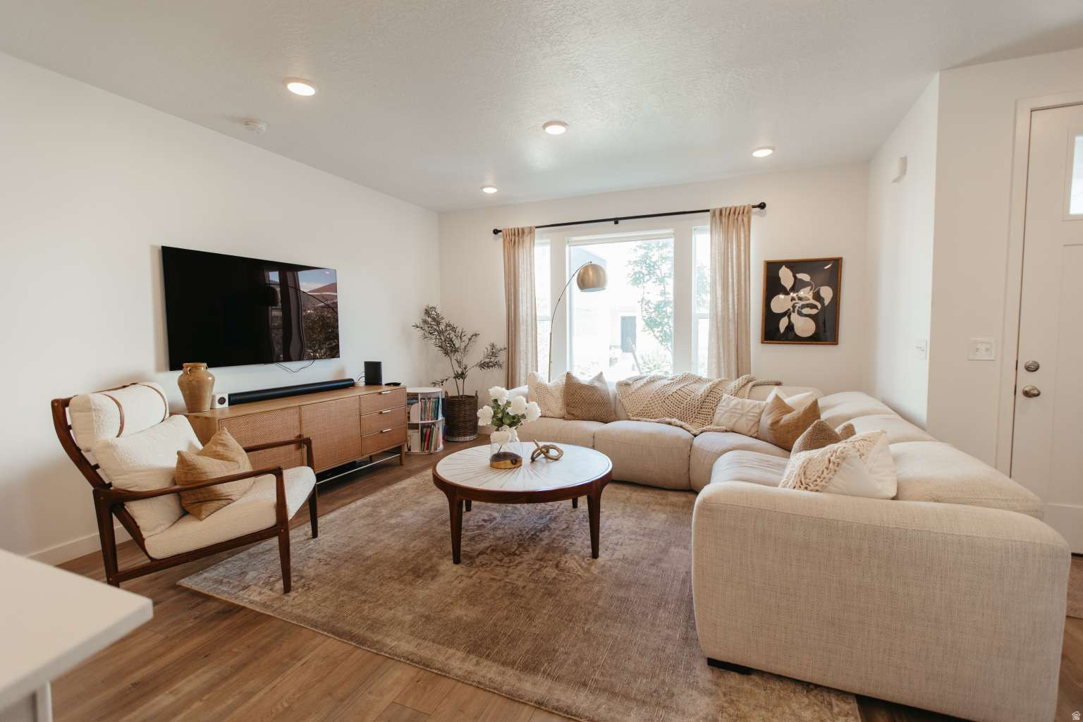 RIDGE - Residential