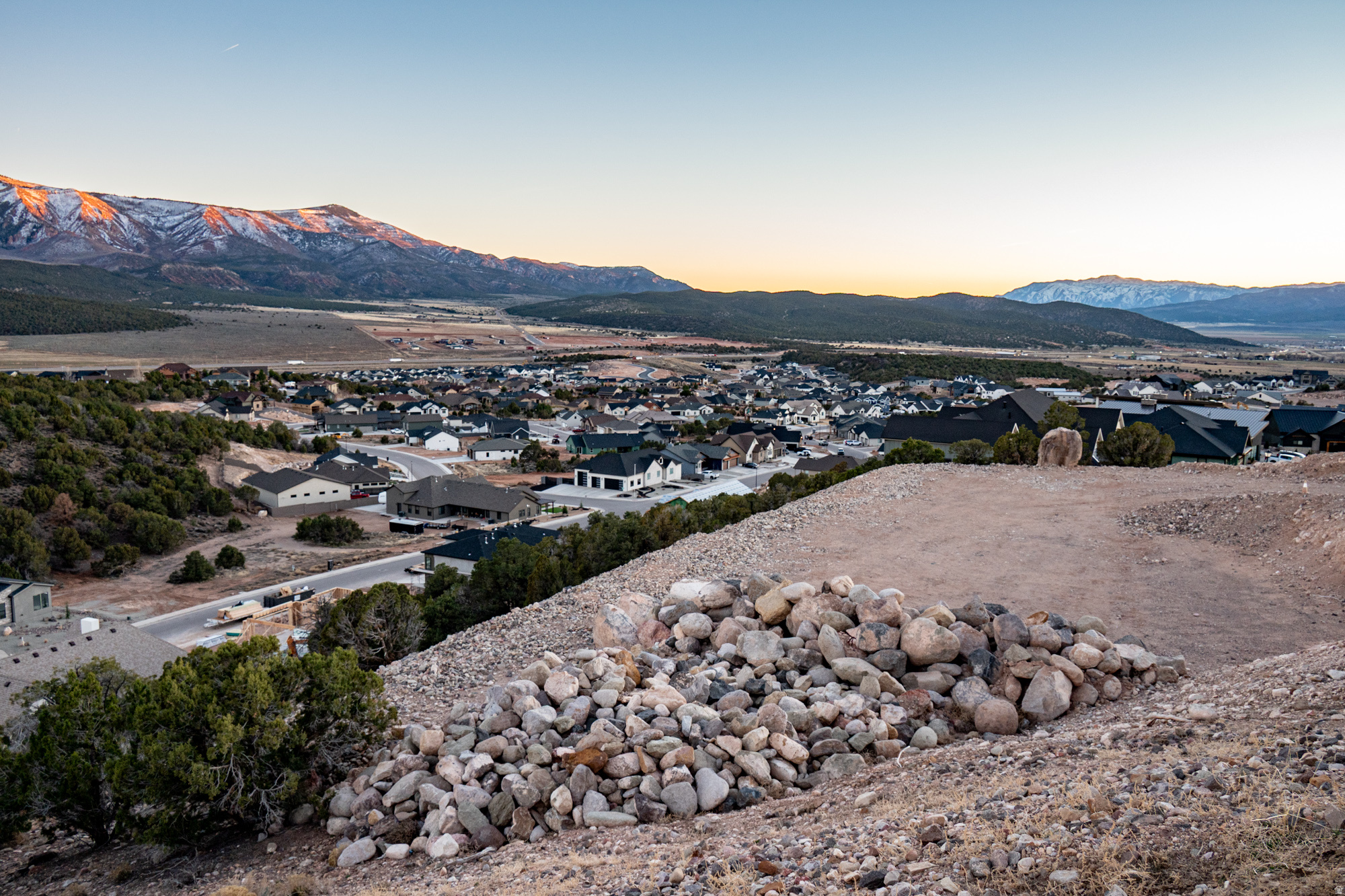 SADDLEBACK RIDGE - Land