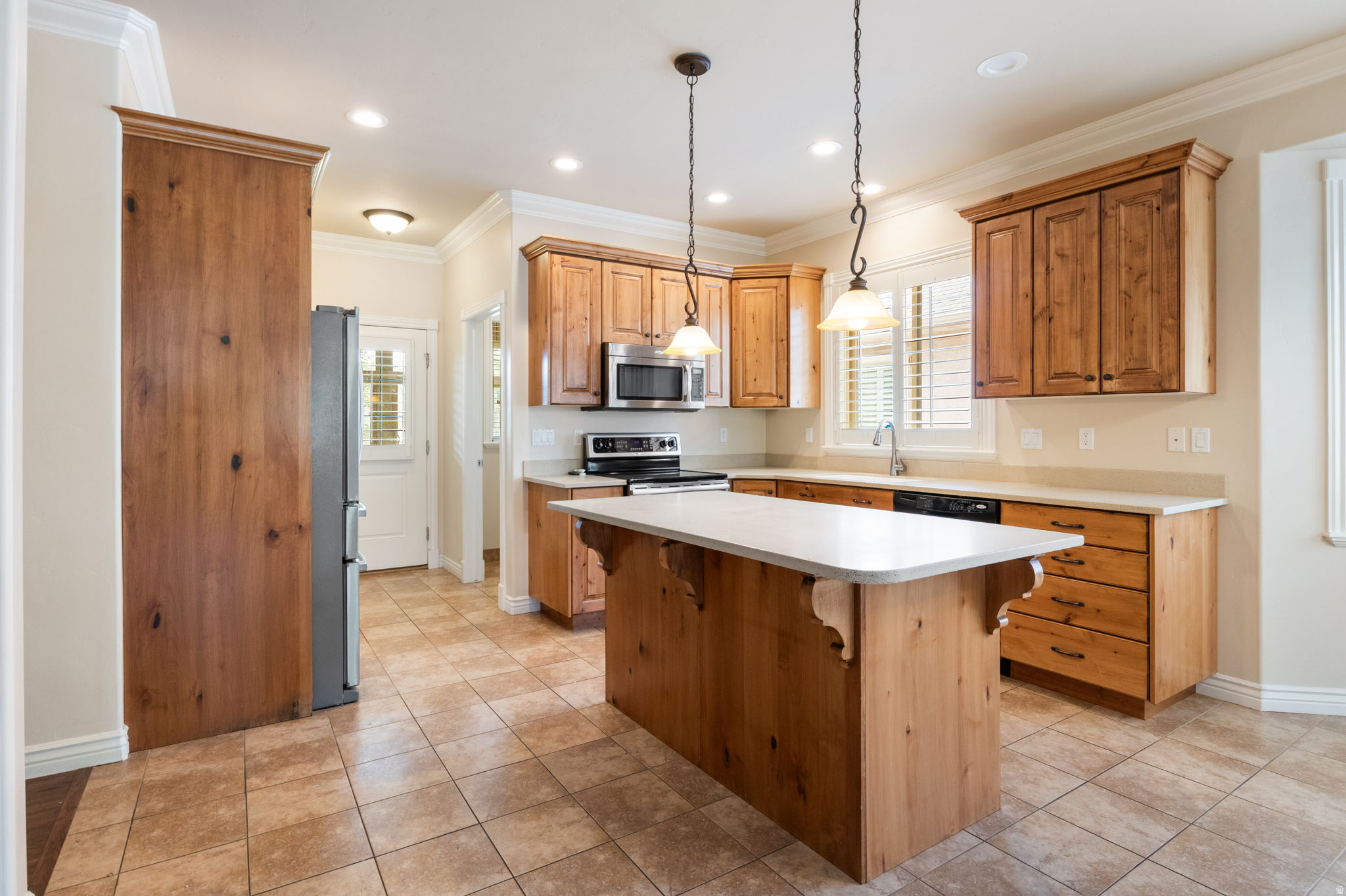 BROOKHAVEN VILLAS - Residential