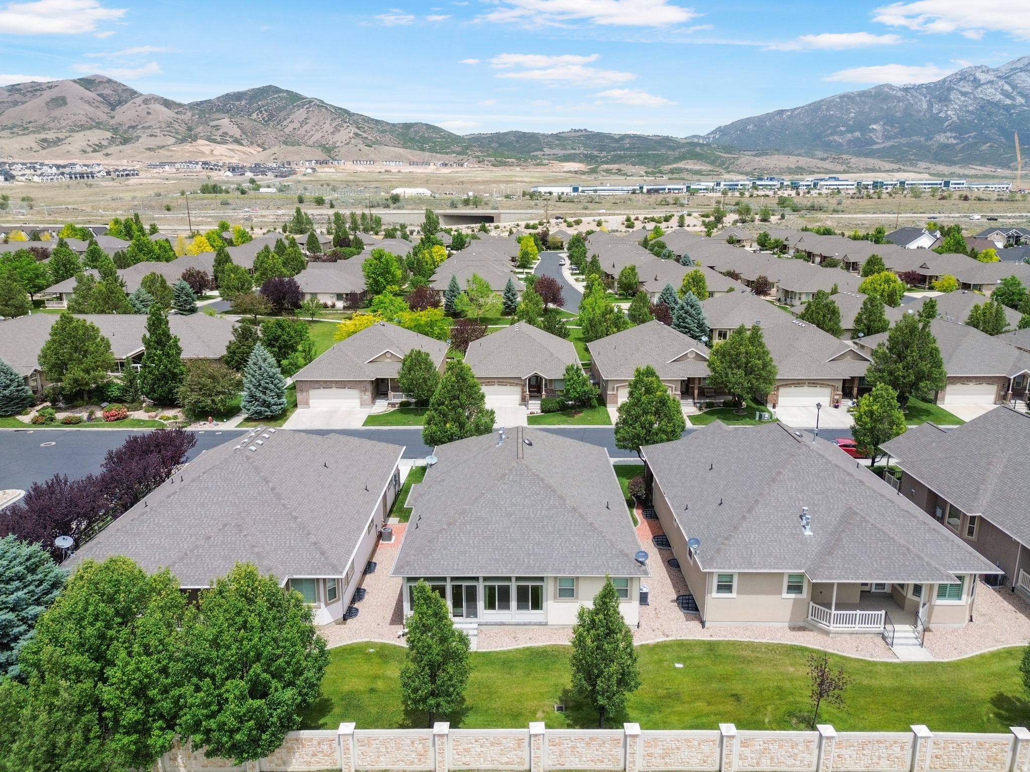 BROOKHAVEN VILLAS - Residential