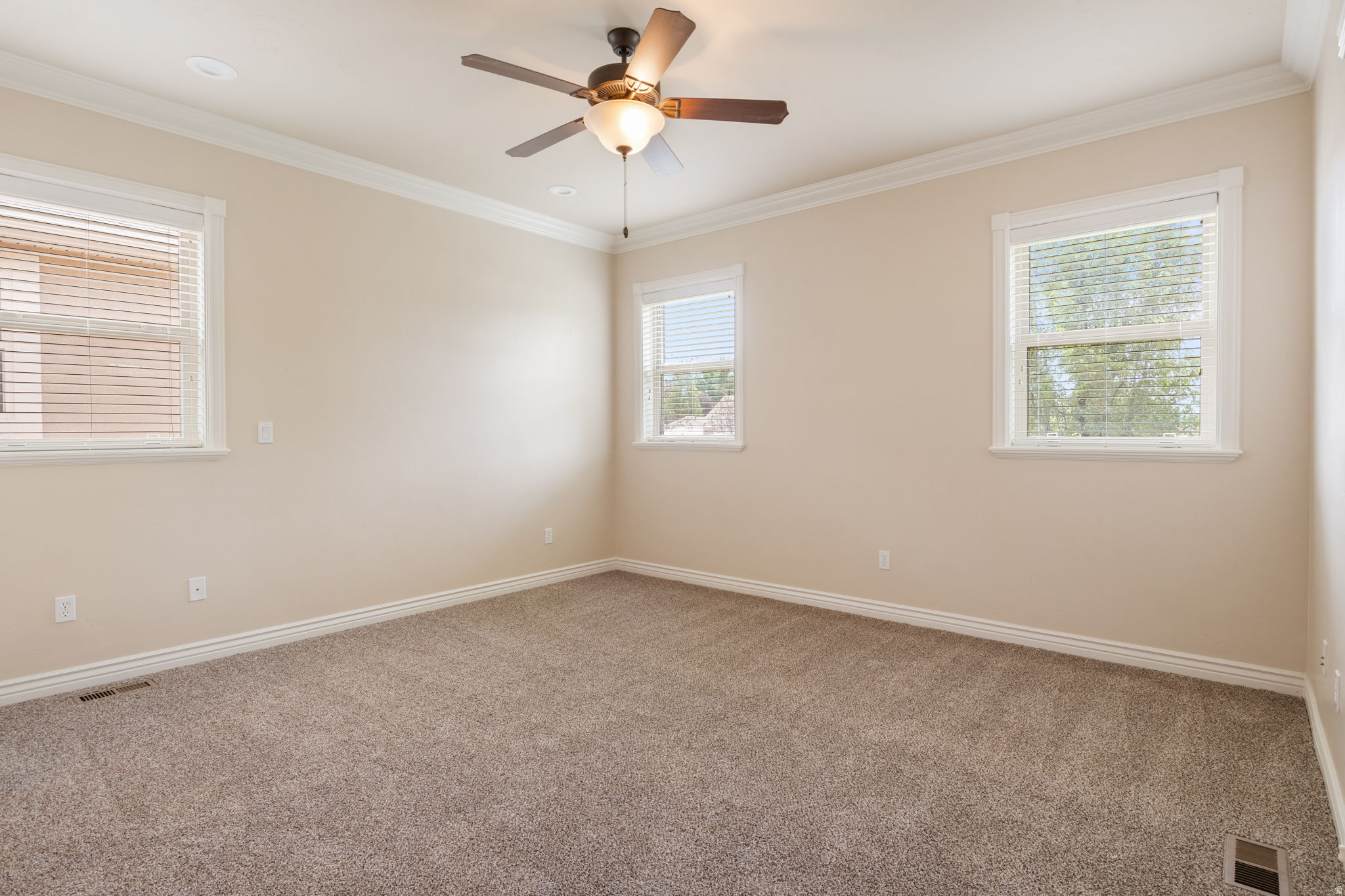 BROOKHAVEN VILLAS - Residential