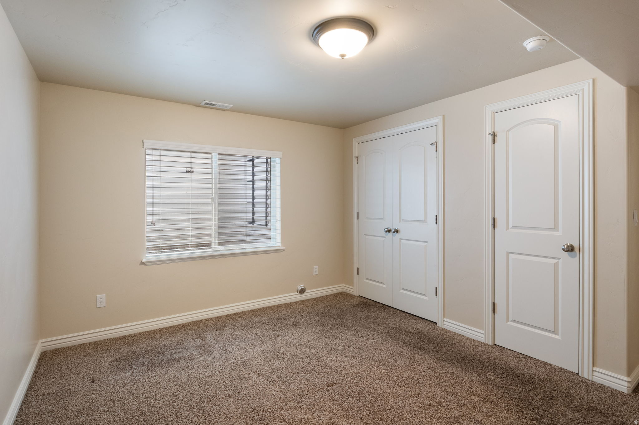 BROOKHAVEN VILLAS - Residential