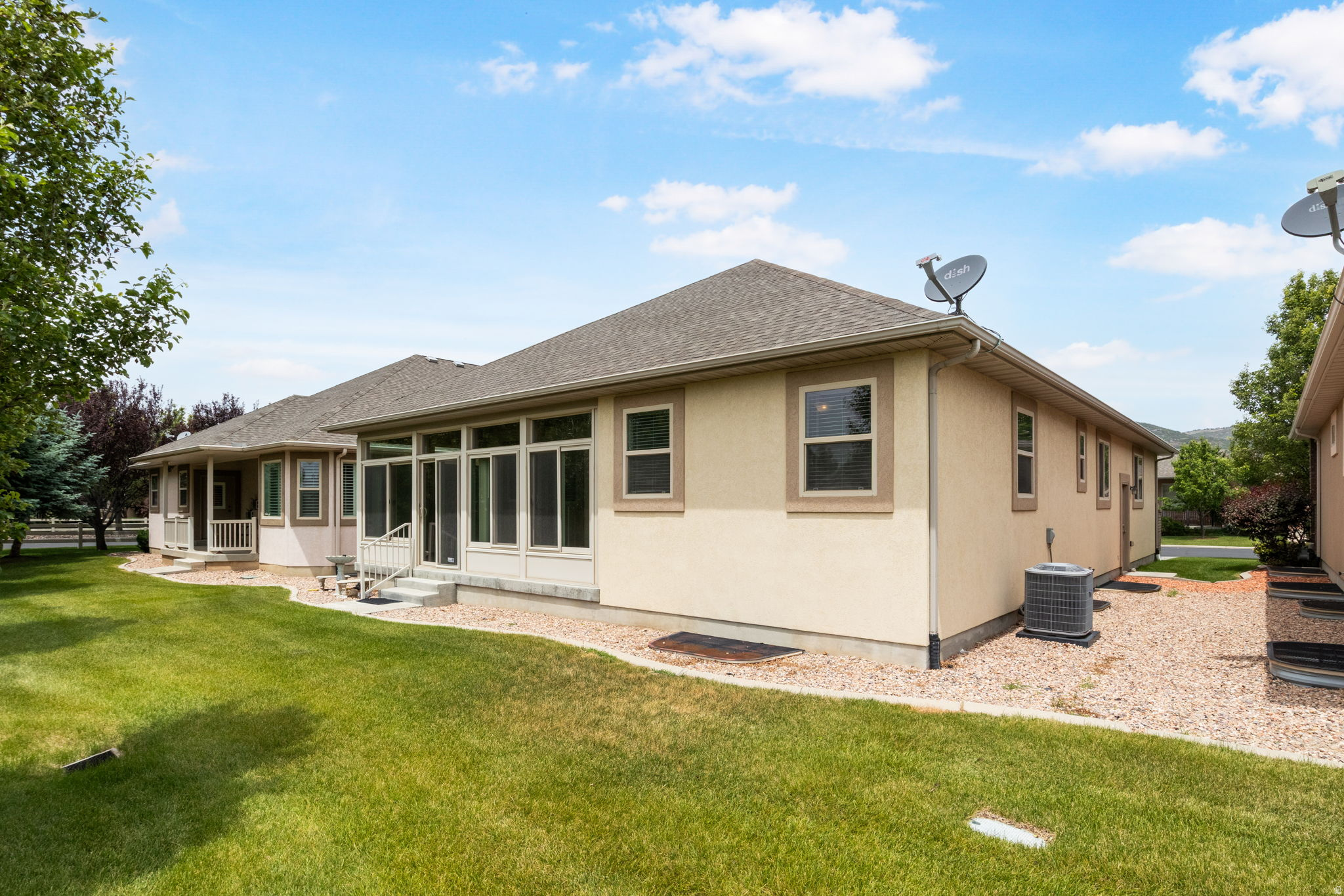 BROOKHAVEN VILLAS - Residential