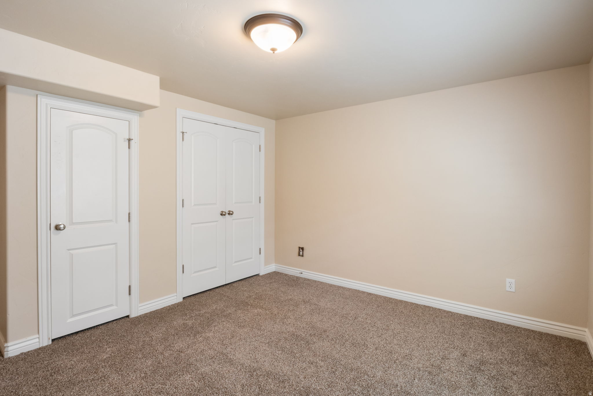 BROOKHAVEN VILLAS - Residential