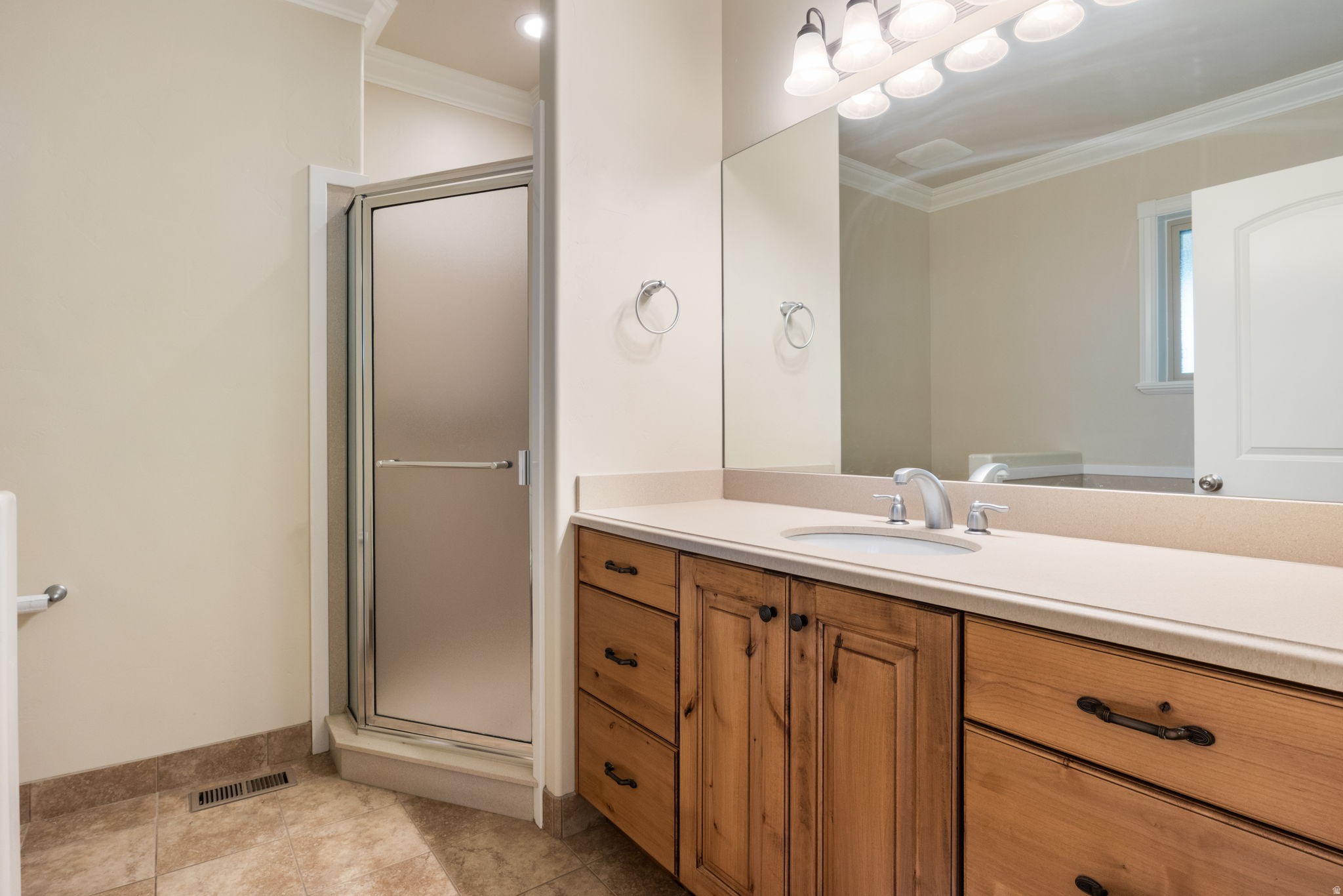 BROOKHAVEN VILLAS - Residential