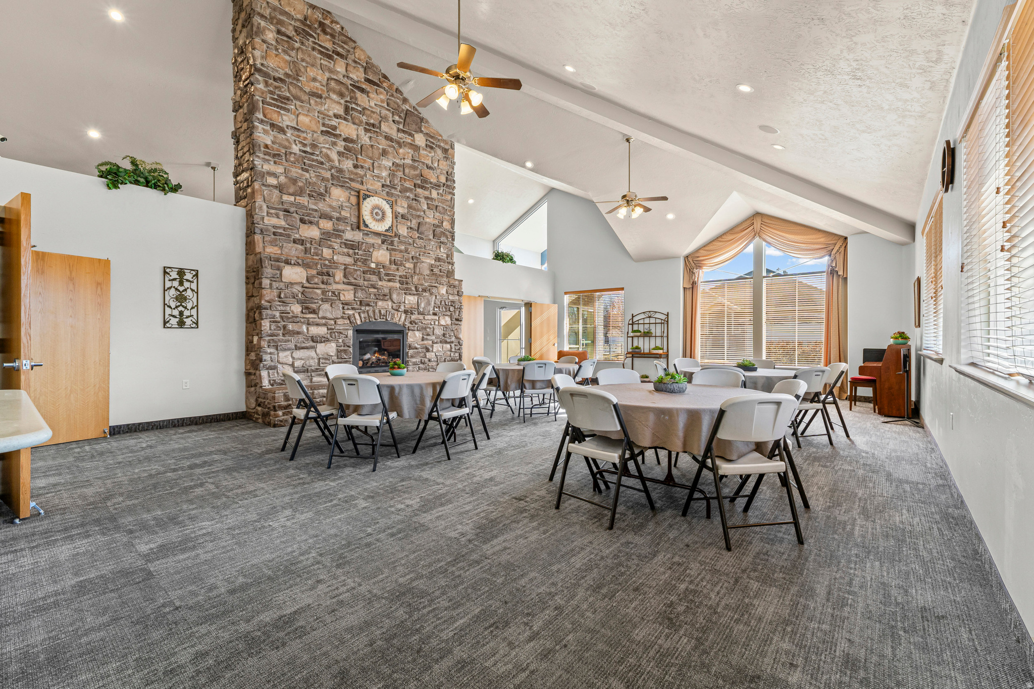 BROOKHAVEN VILLAS - Residential