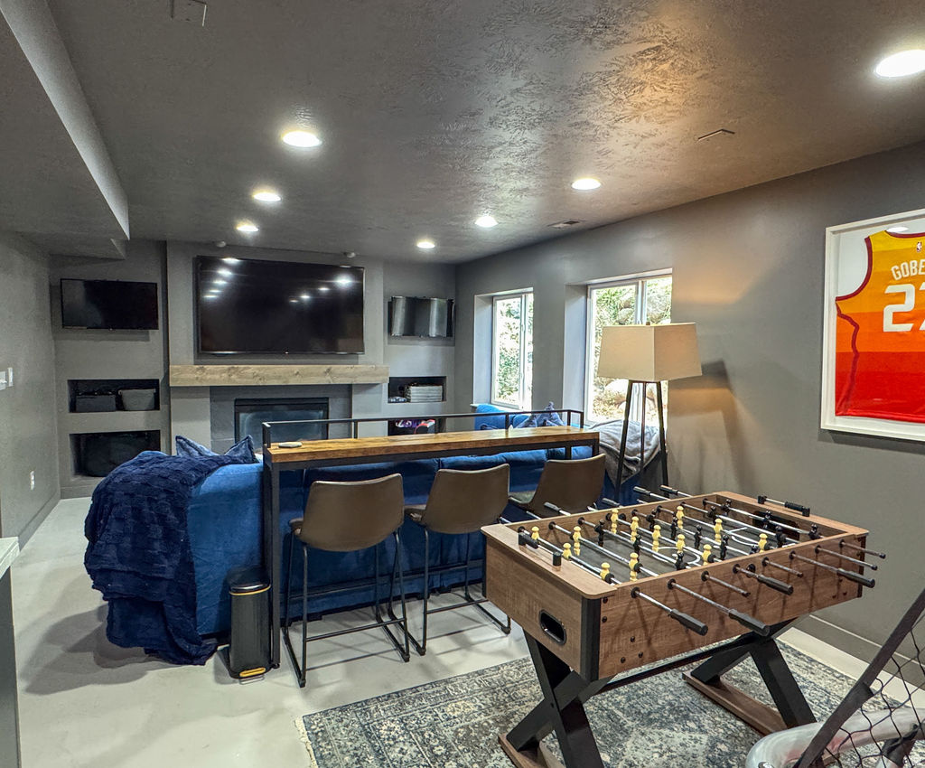 SOUTH MOUNTAIN - Residential