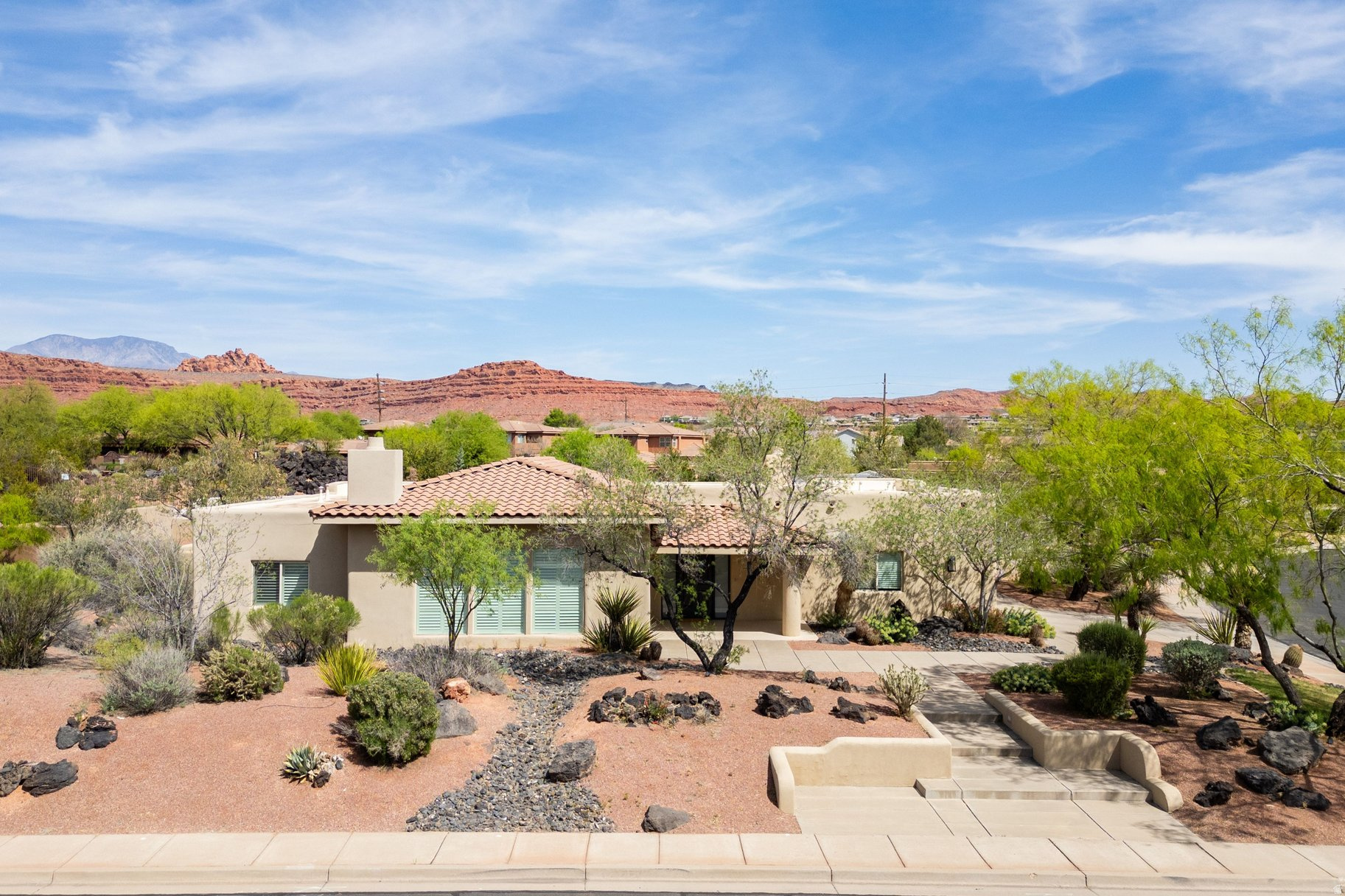 LAVA COVE AT ENTRADA - Residential