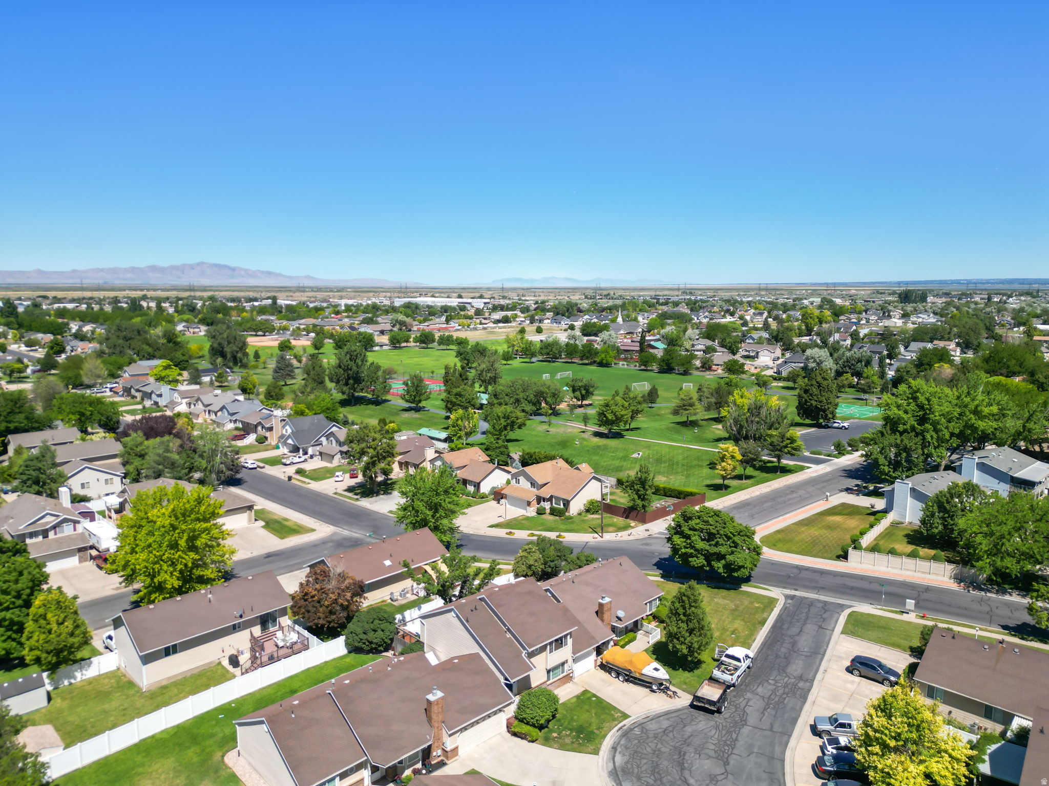 MEADOW CROSSING - Residential
