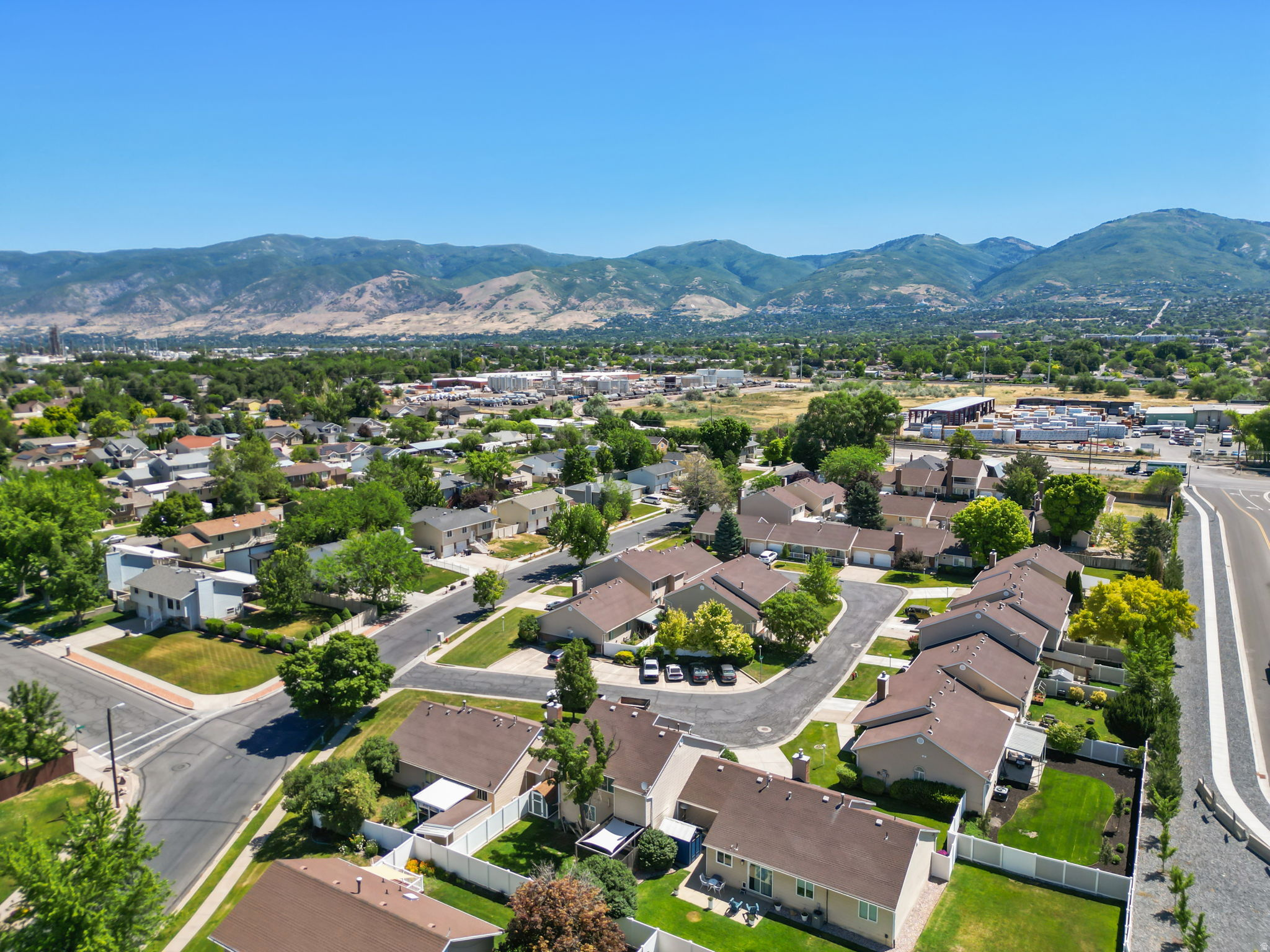 MEADOW CROSSING - Residential