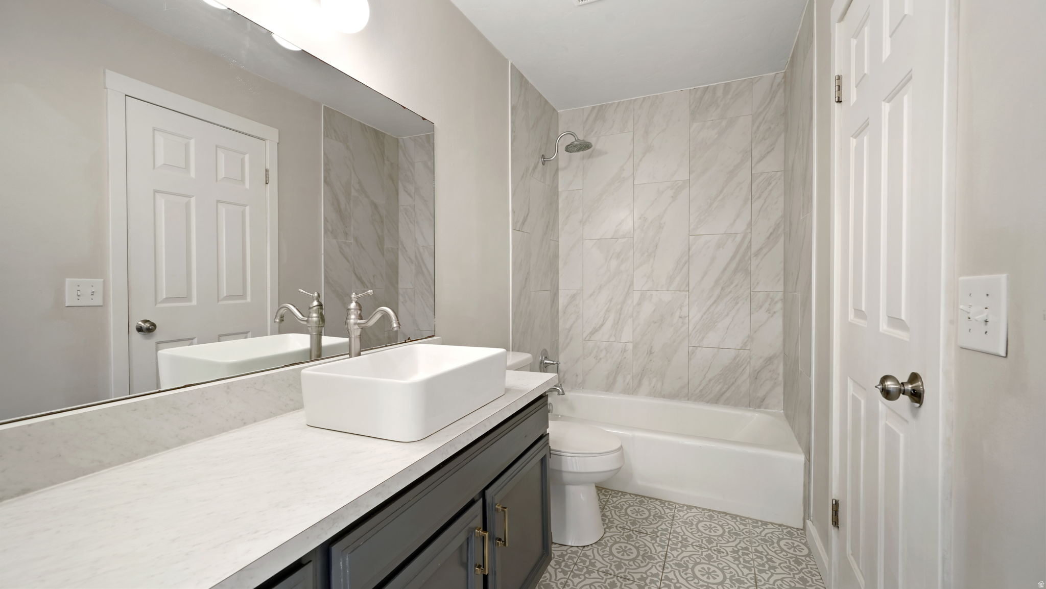 MEADOW CROSSING - Residential