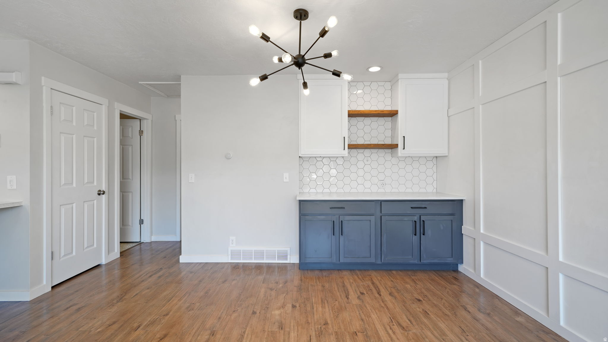 MEADOW CROSSING - Residential