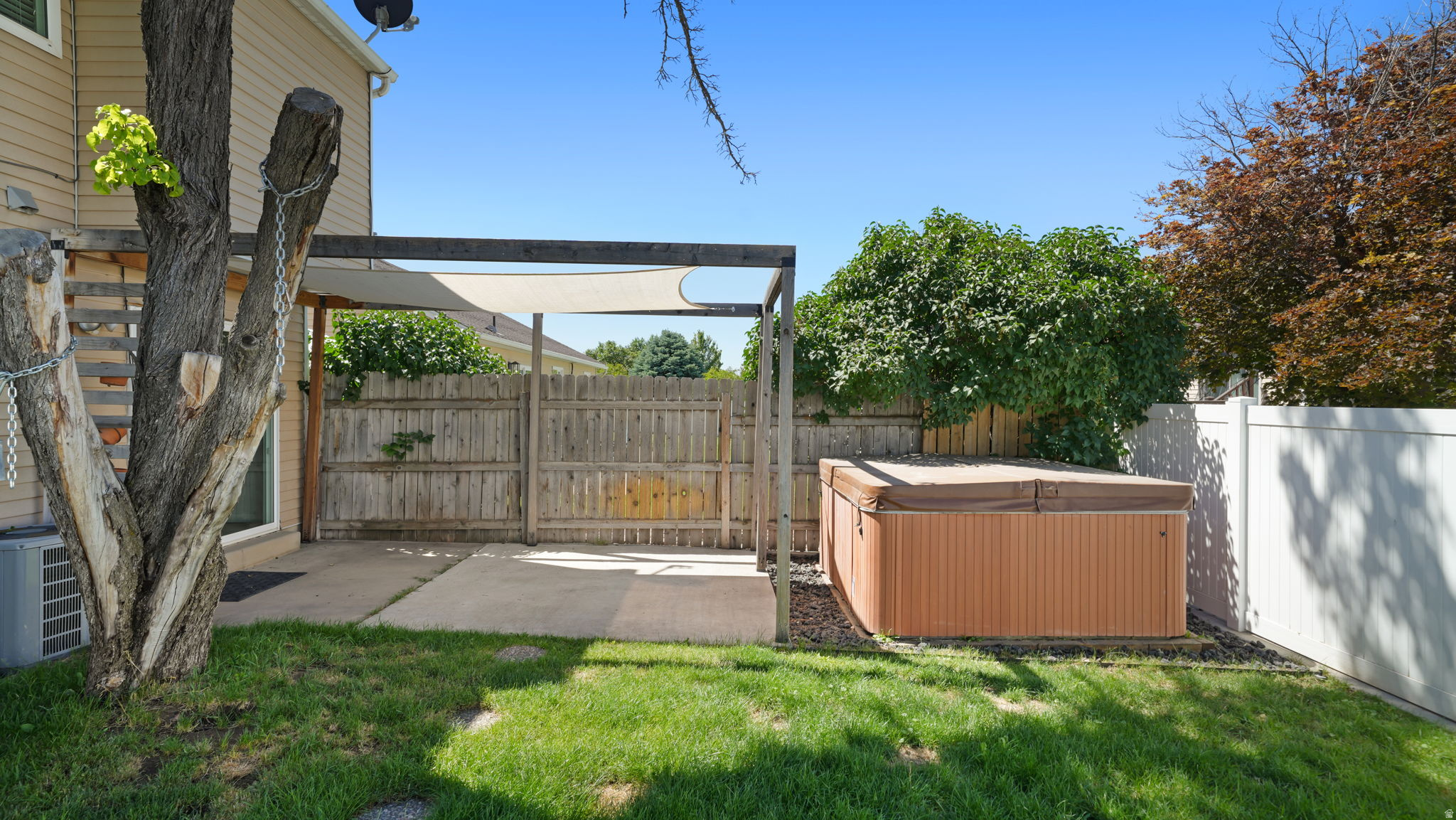 MEADOW CROSSING - Residential