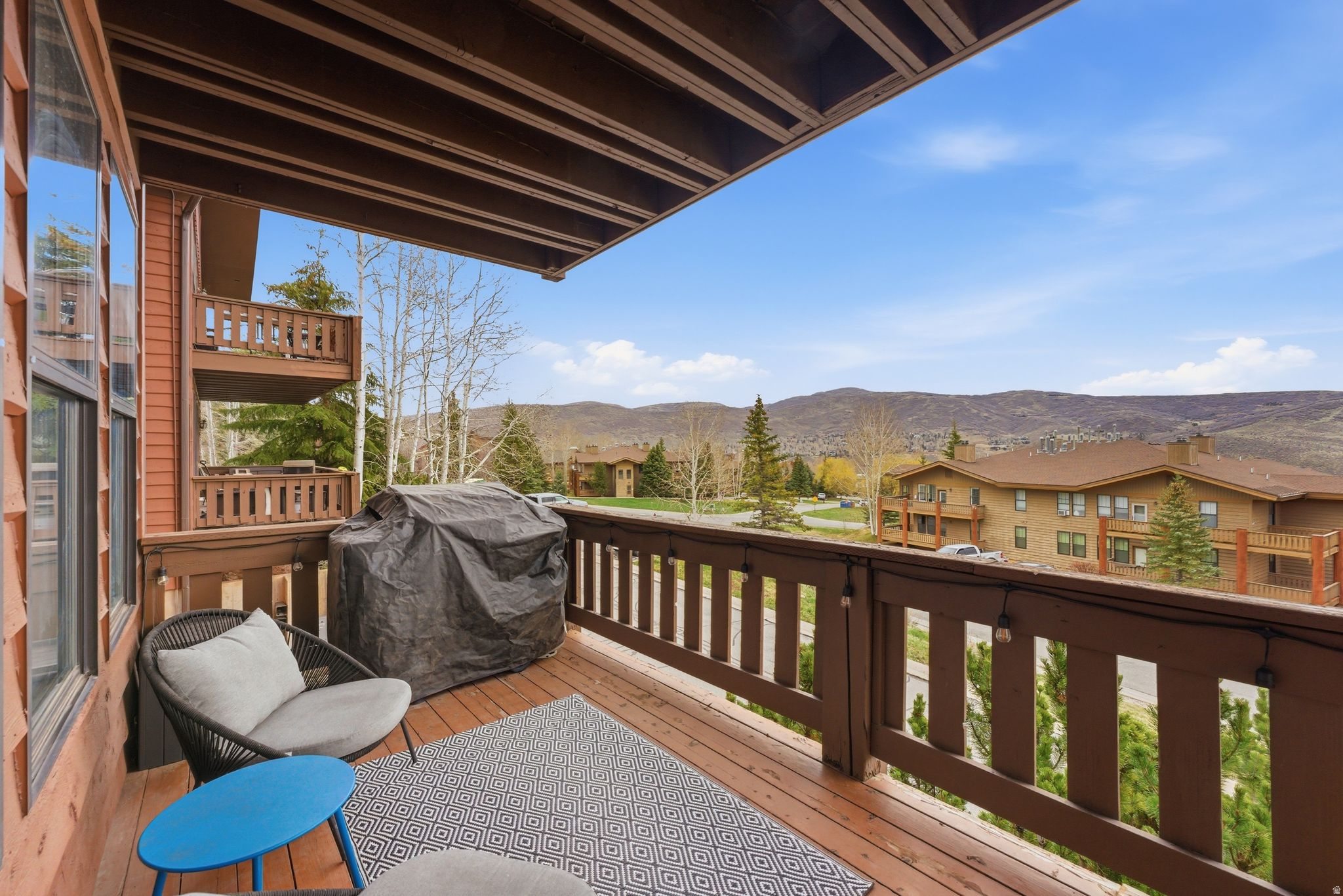 PINEBROOK POINTE CONDOMINIUMS - Residential