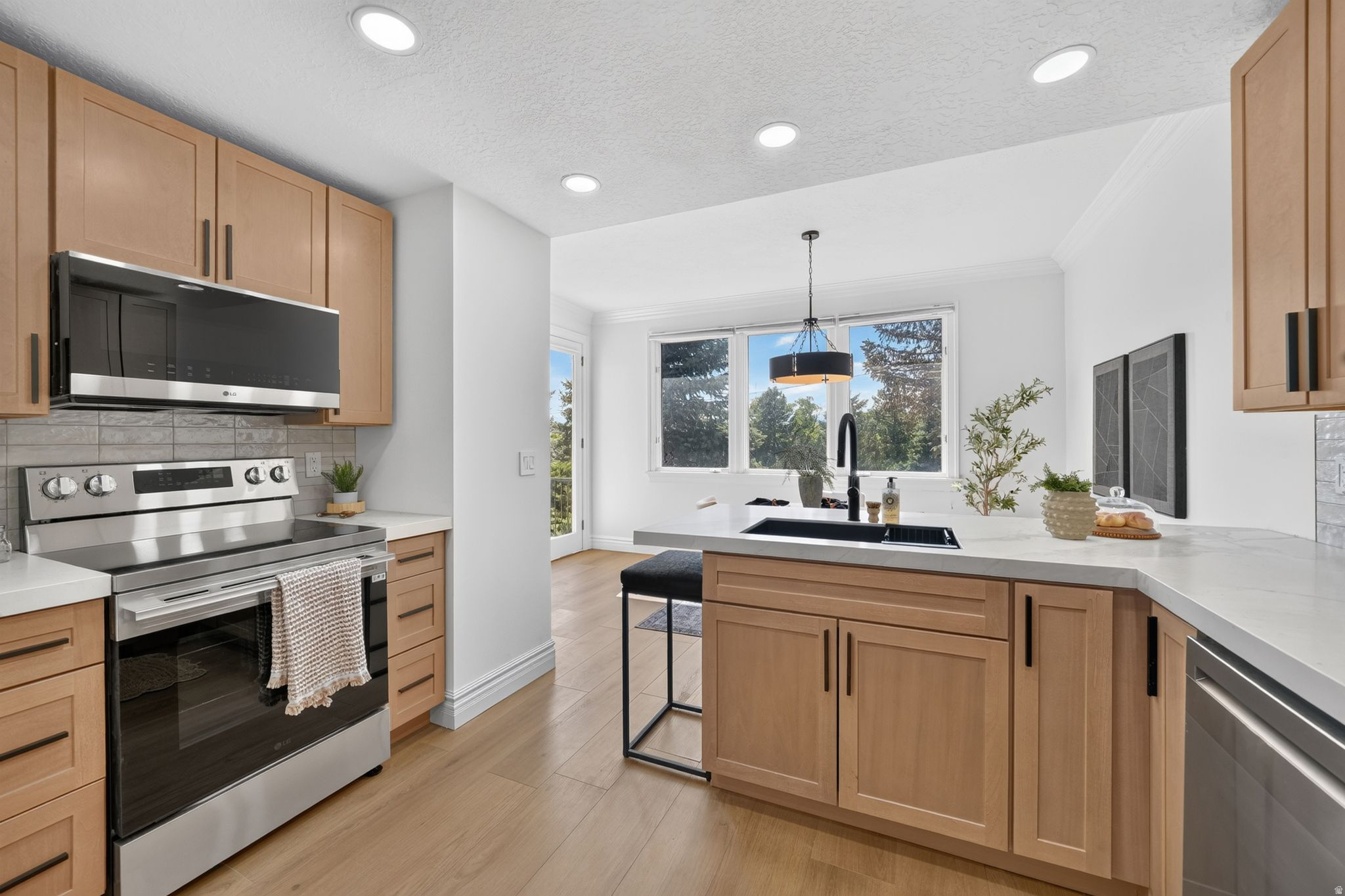 MEADOWS OF HOLLADAY - Residential