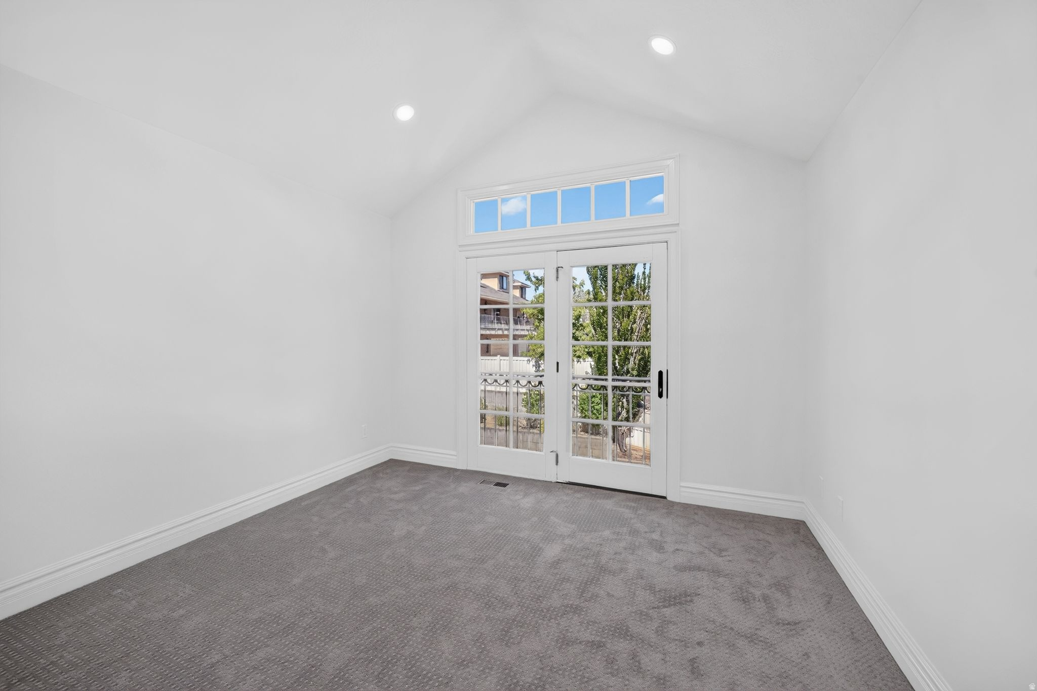 MEADOWS OF HOLLADAY - Residential