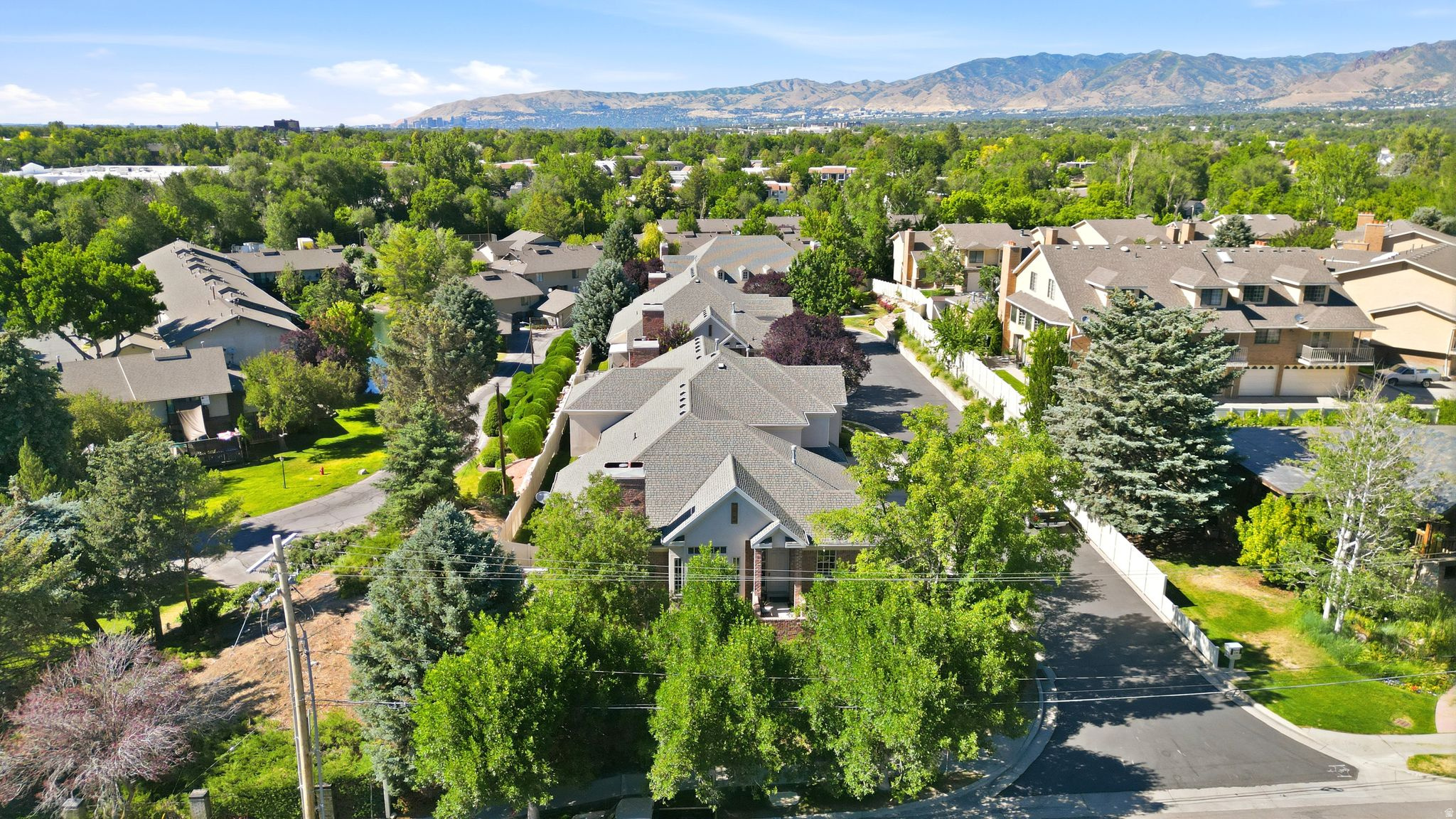 MEADOWS OF HOLLADAY - Residential
