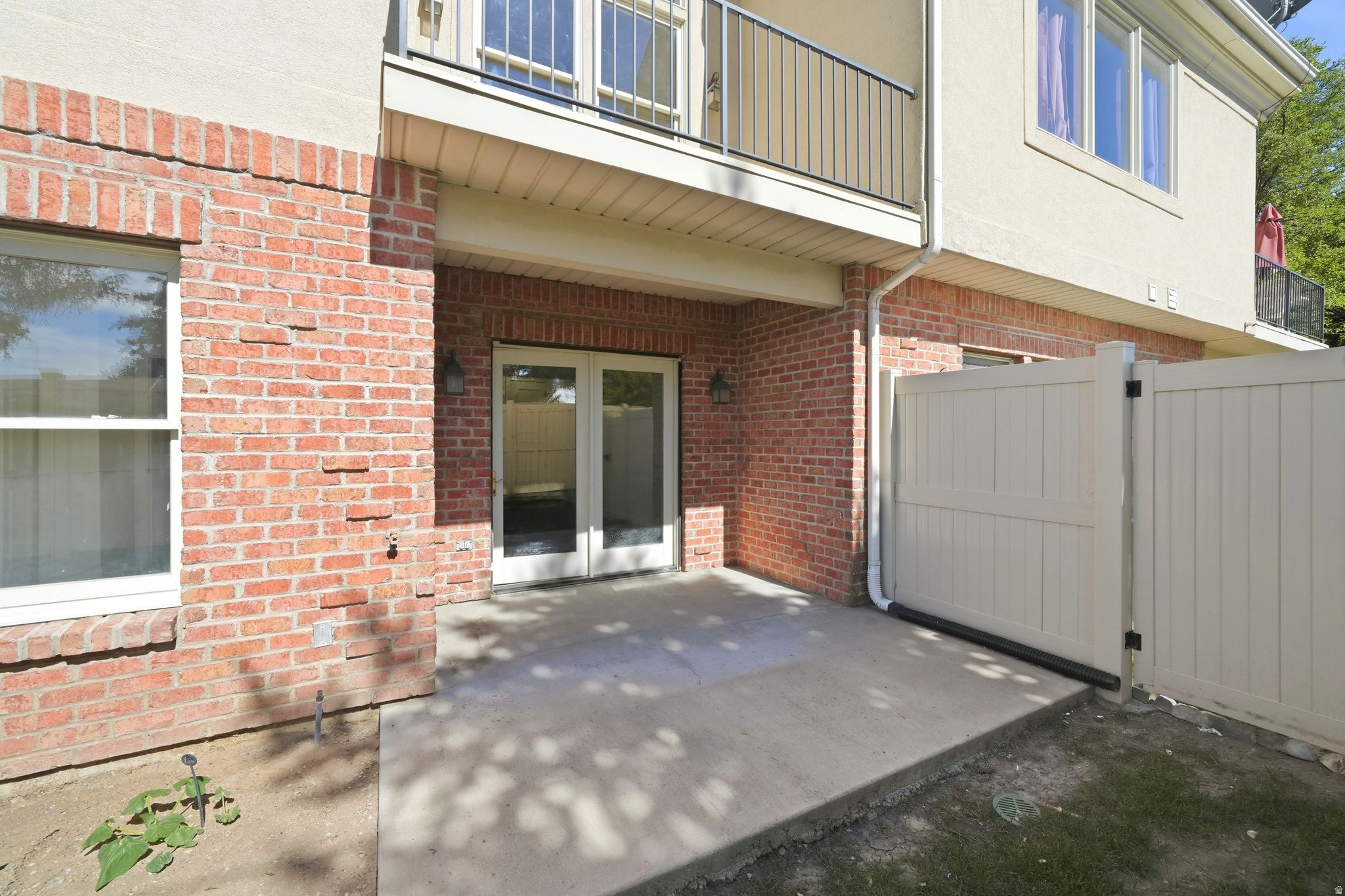 MEADOWS OF HOLLADAY - Residential