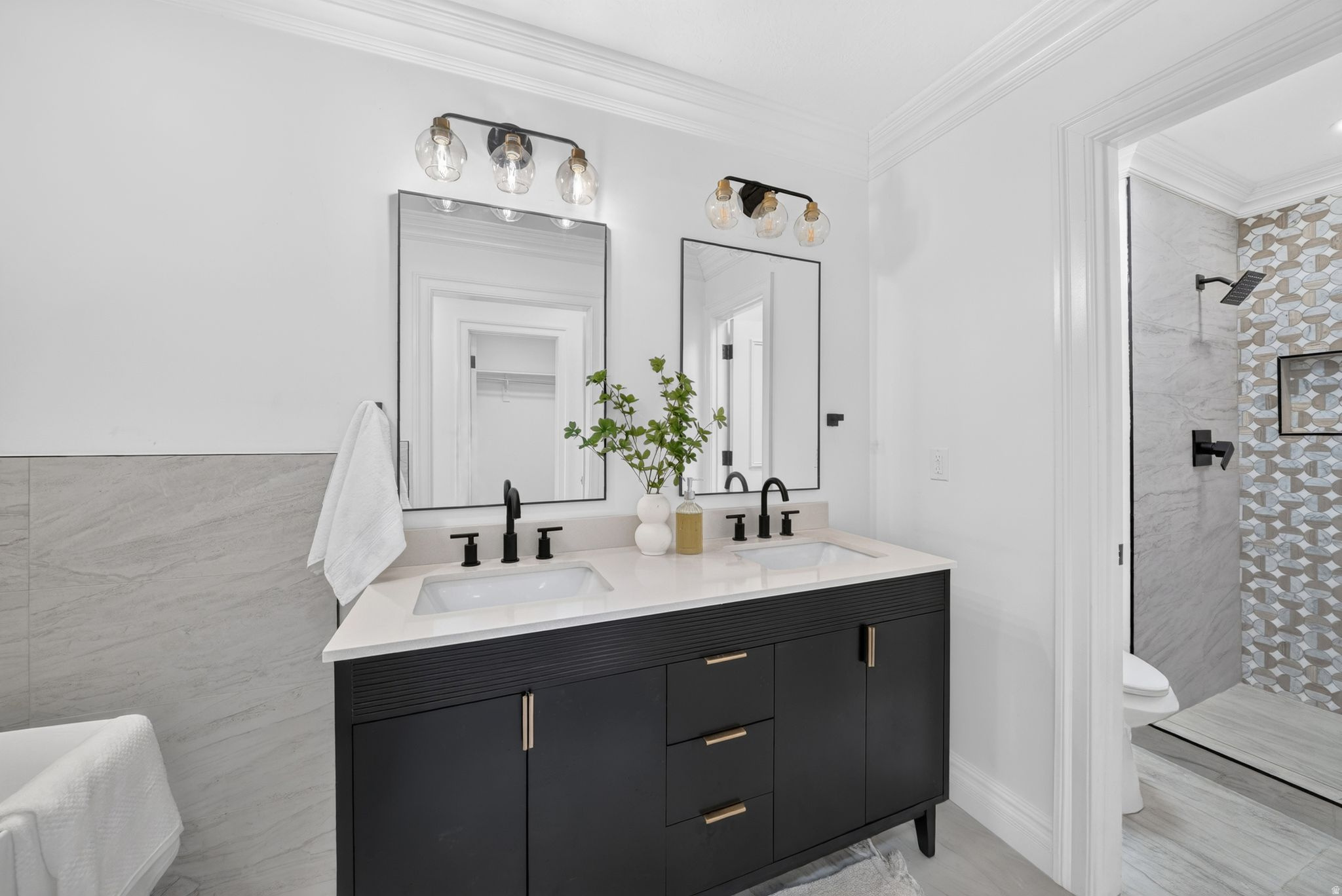 MEADOWS OF HOLLADAY - Residential