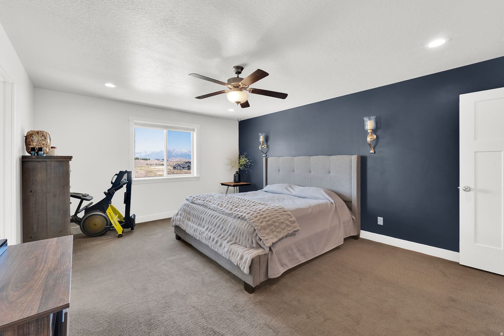 RIDGE - Residential
