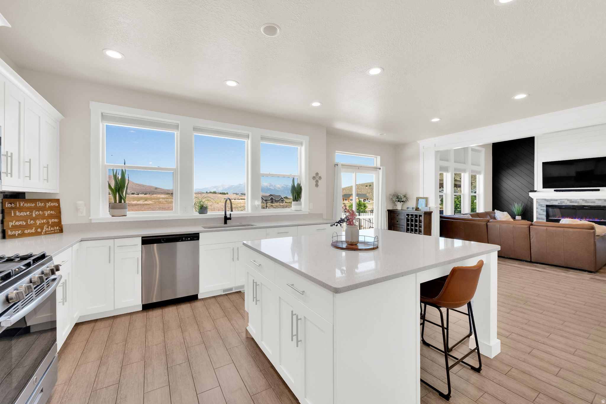 RIDGE - Residential