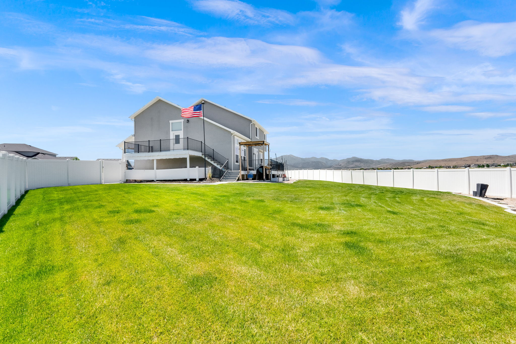 RIDGE - Residential