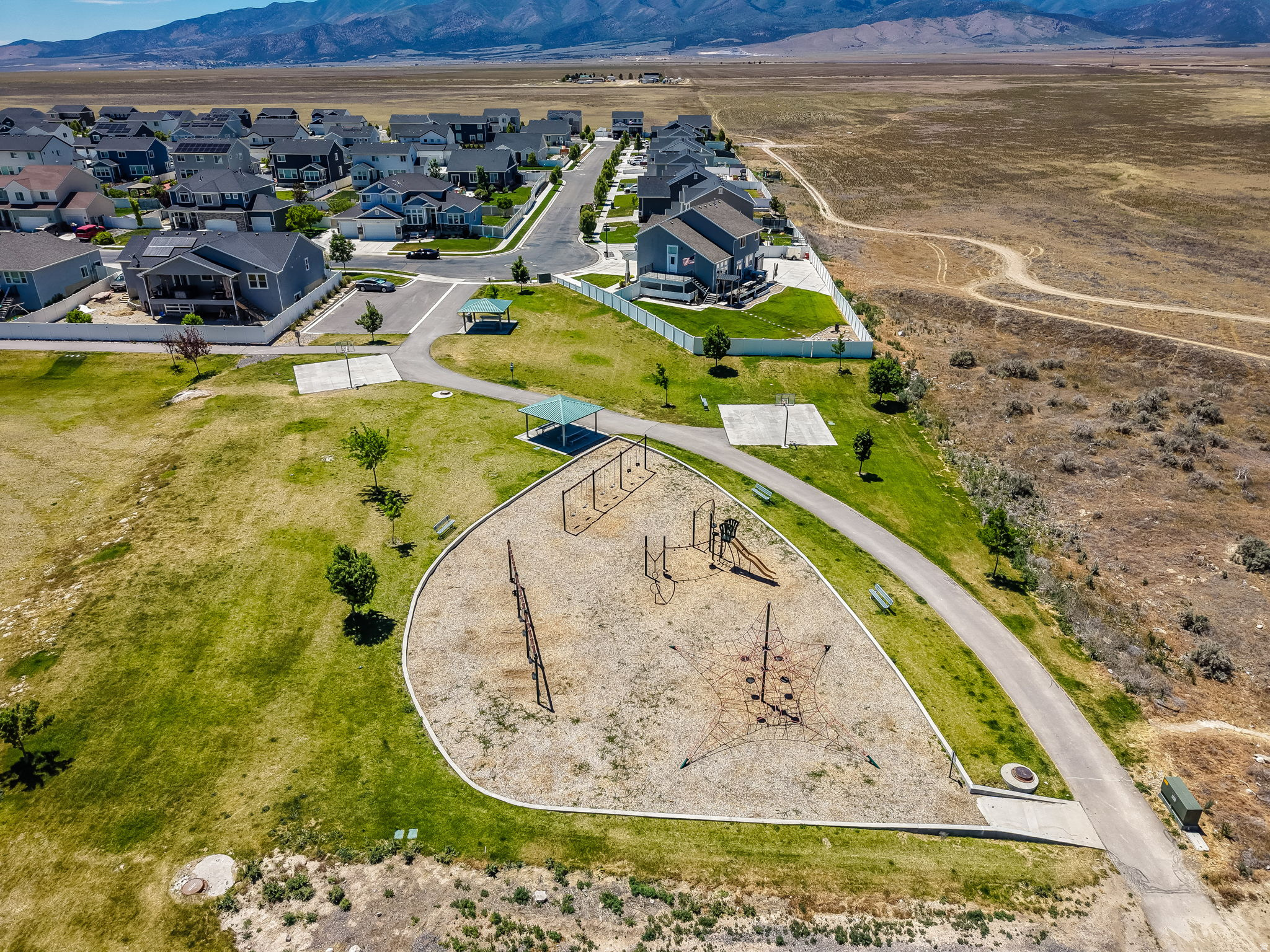 RIDGE - Residential