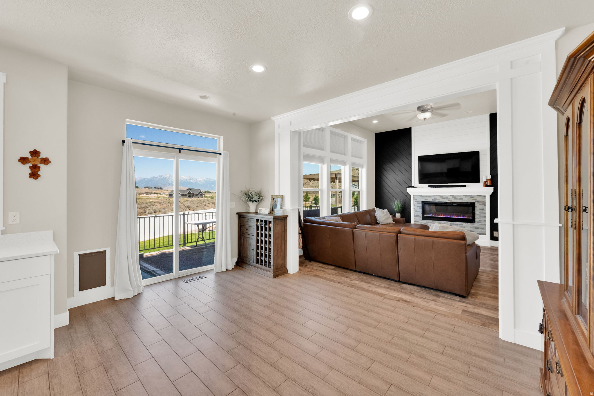 RIDGE - Residential