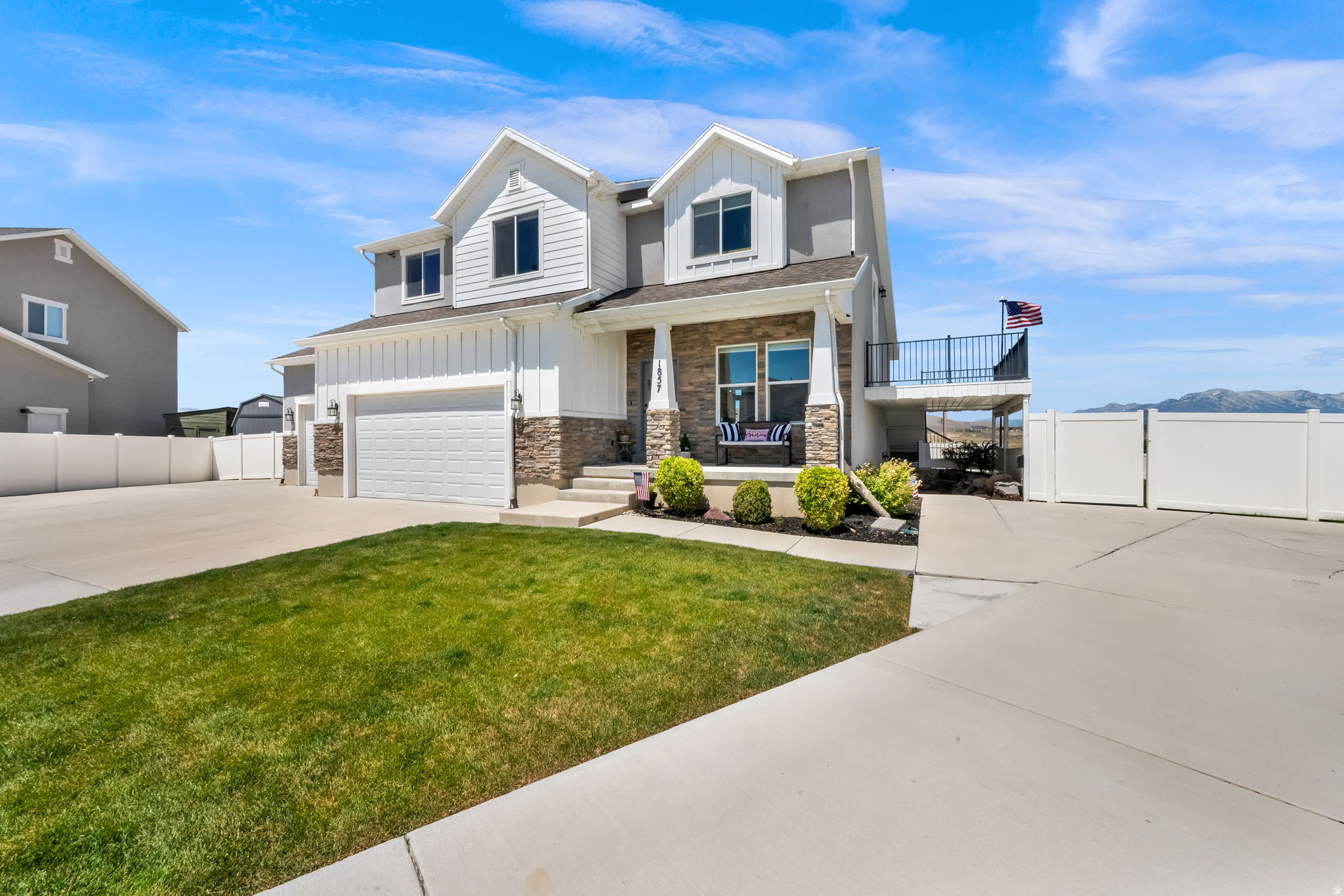 RIDGE - Residential