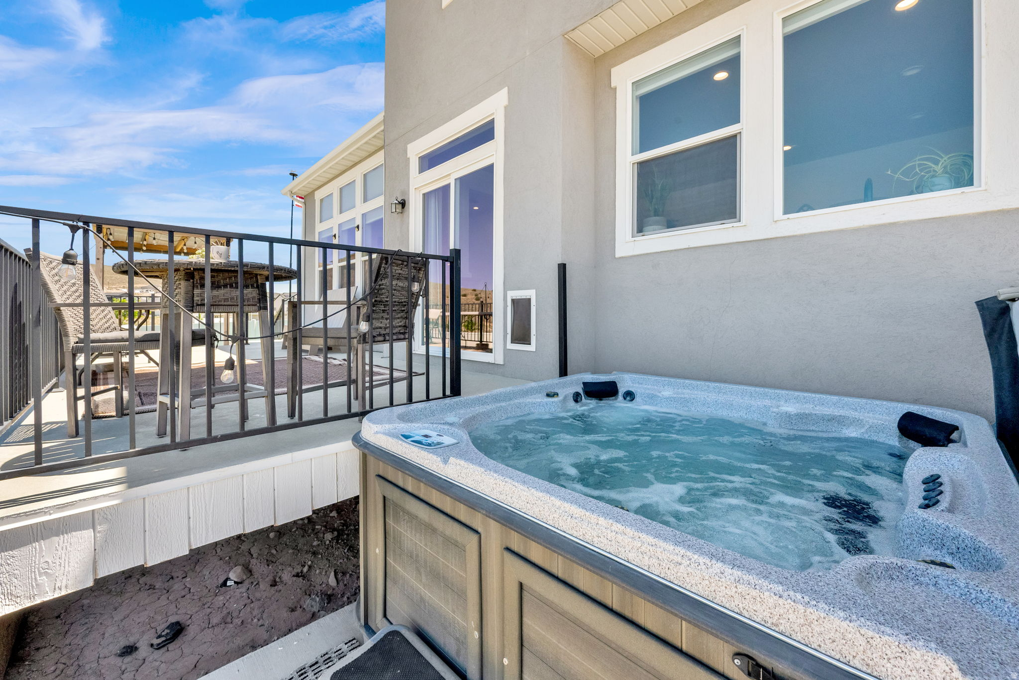 RIDGE - Residential