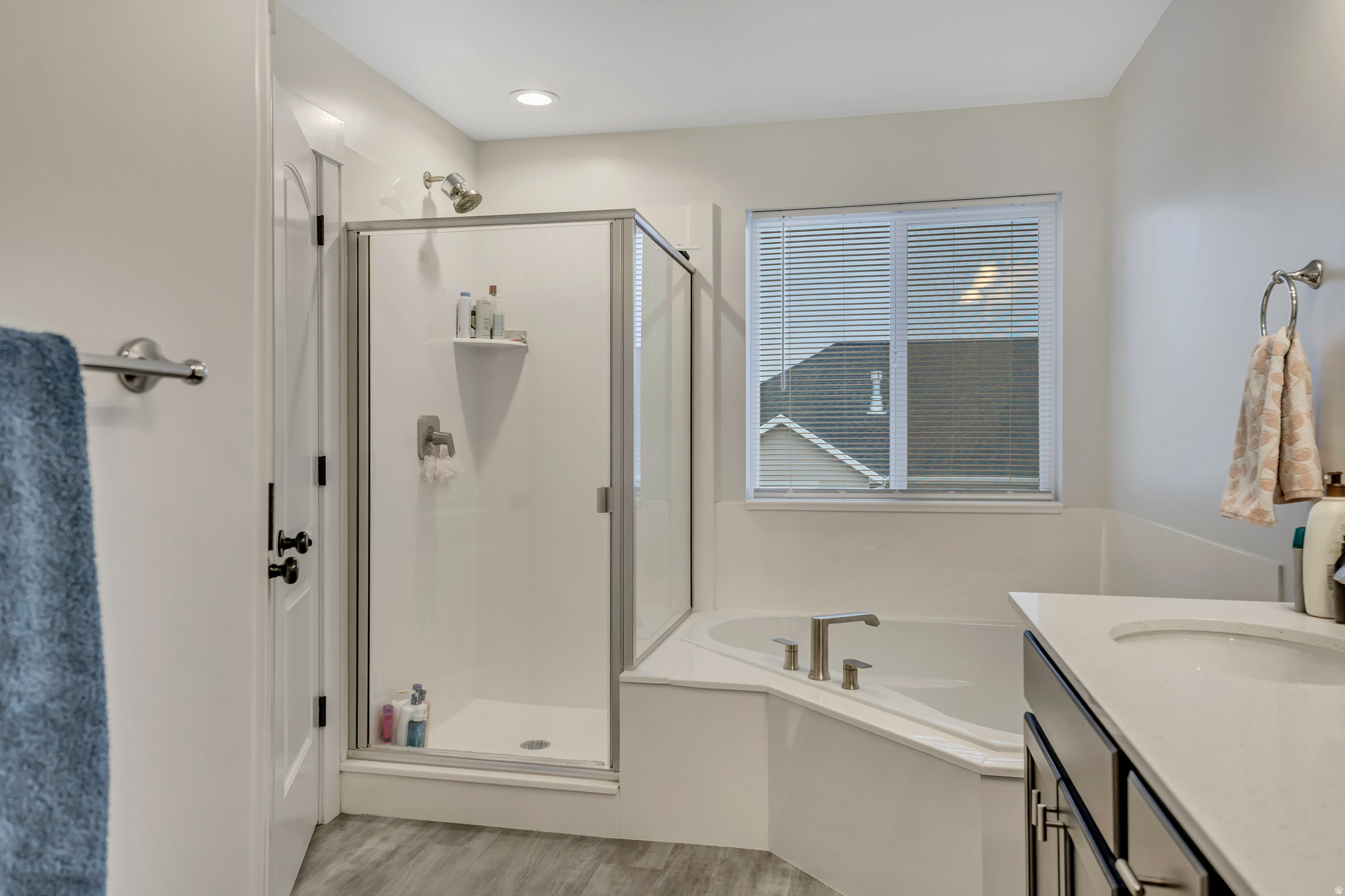 BRANDON PARK - Residential